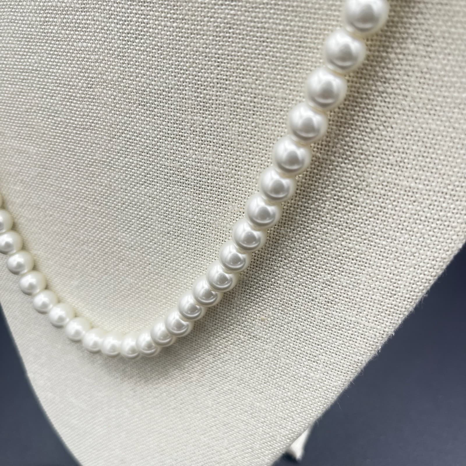 Vintage Long Champagne & White Baroque Pearl Beaded Necklace Silver Tone - Thumbnail 2