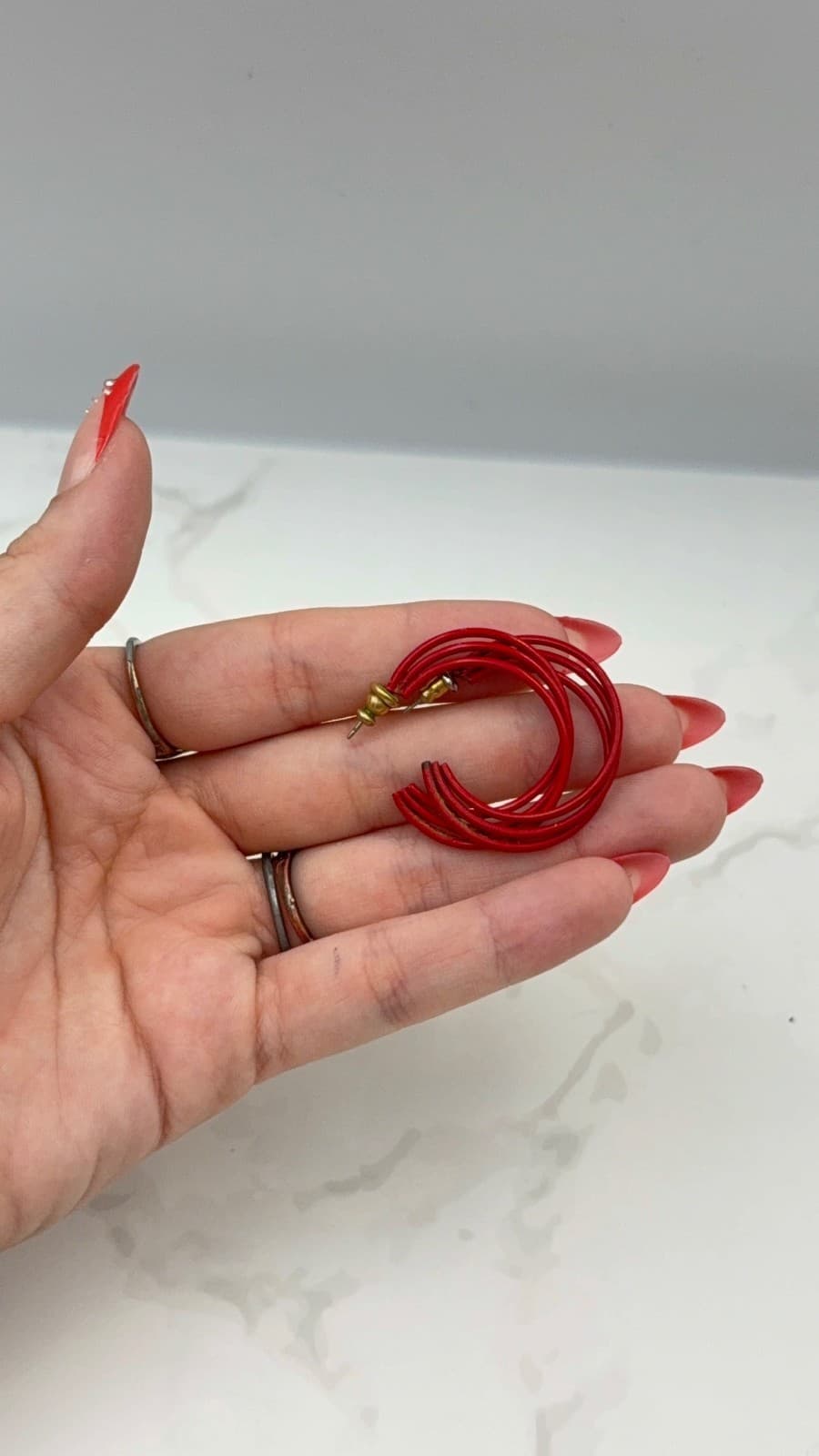 Vintage Red Triple Intertwined Silver Gold-Toned Retro Clip-On Hoop Earrings - Thumbnail 6