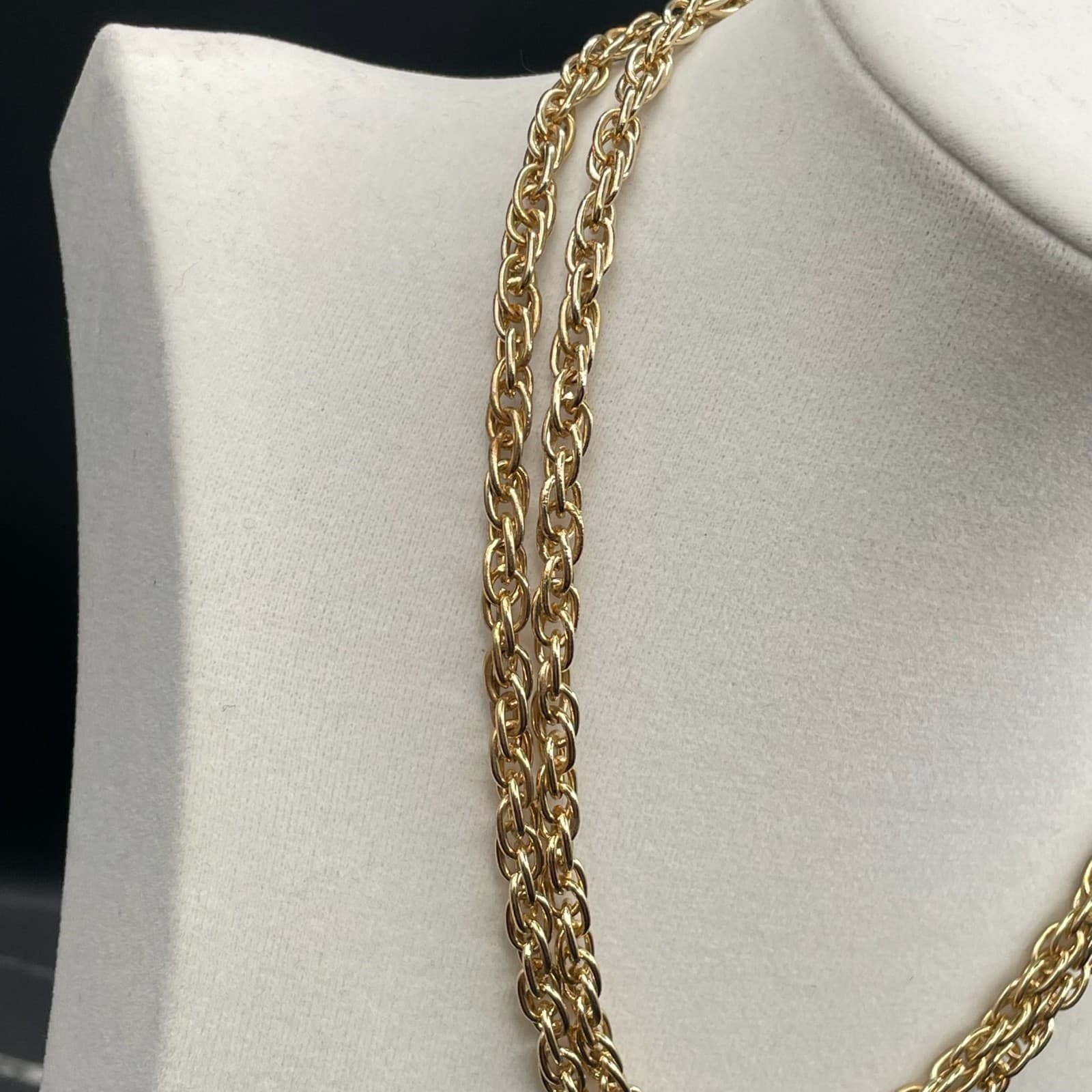 Vintage Gold-Tone Classic Braided Twist Chain Triple-Strand Push-Lock Necklace - Thumbnail 2