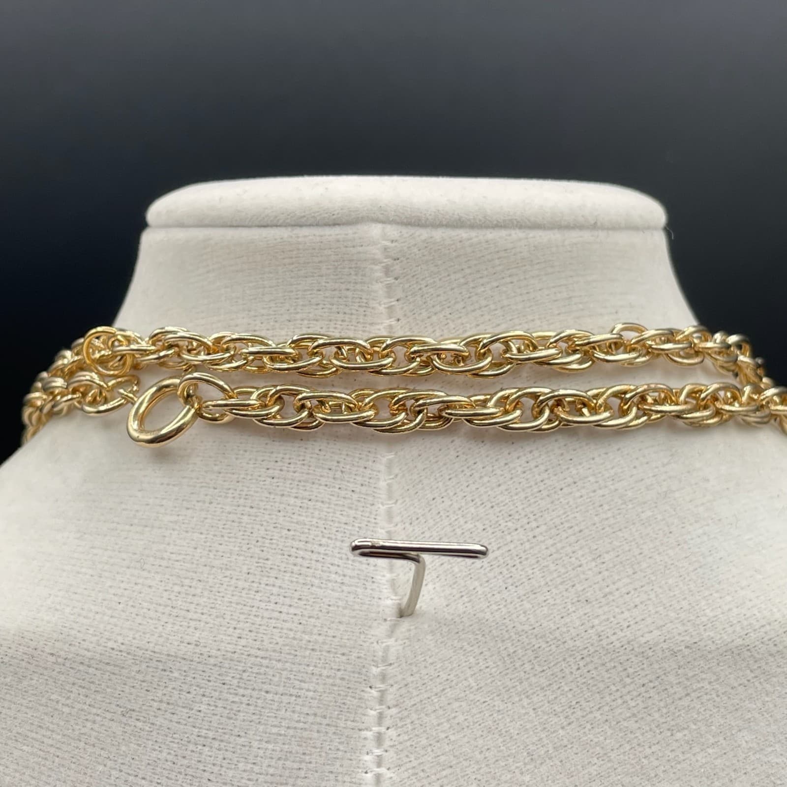 Vintage Gold-Tone Classic Braided Twist Chain Triple-Strand Push-Lock Necklace - Thumbnail 5