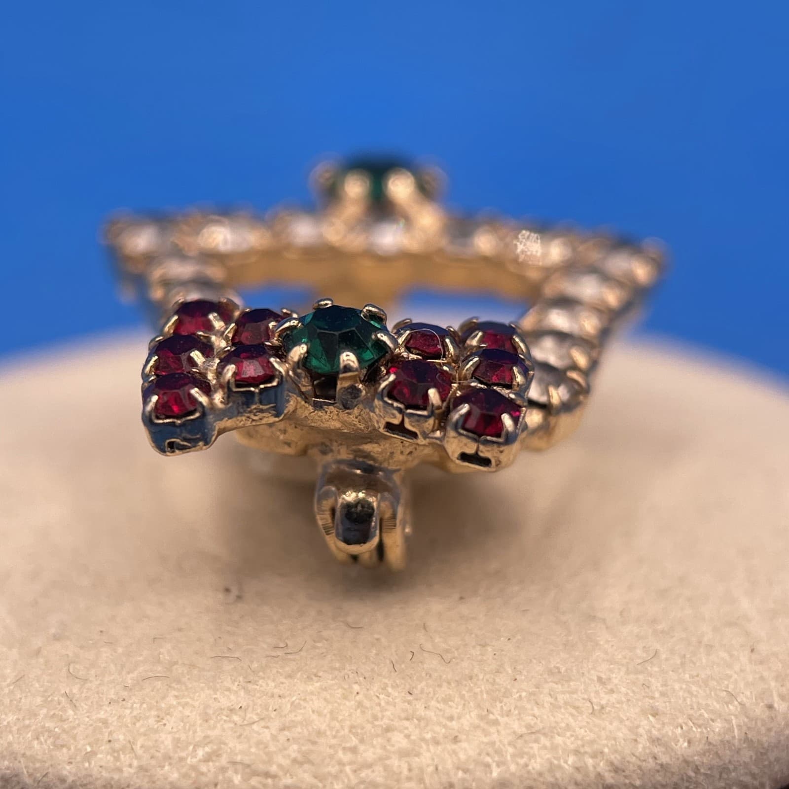 Vintage VTG Christmas Bell Brooch Pin Red Green Clear Rhinestones Gold Tone 24mm - Thumbnail 5