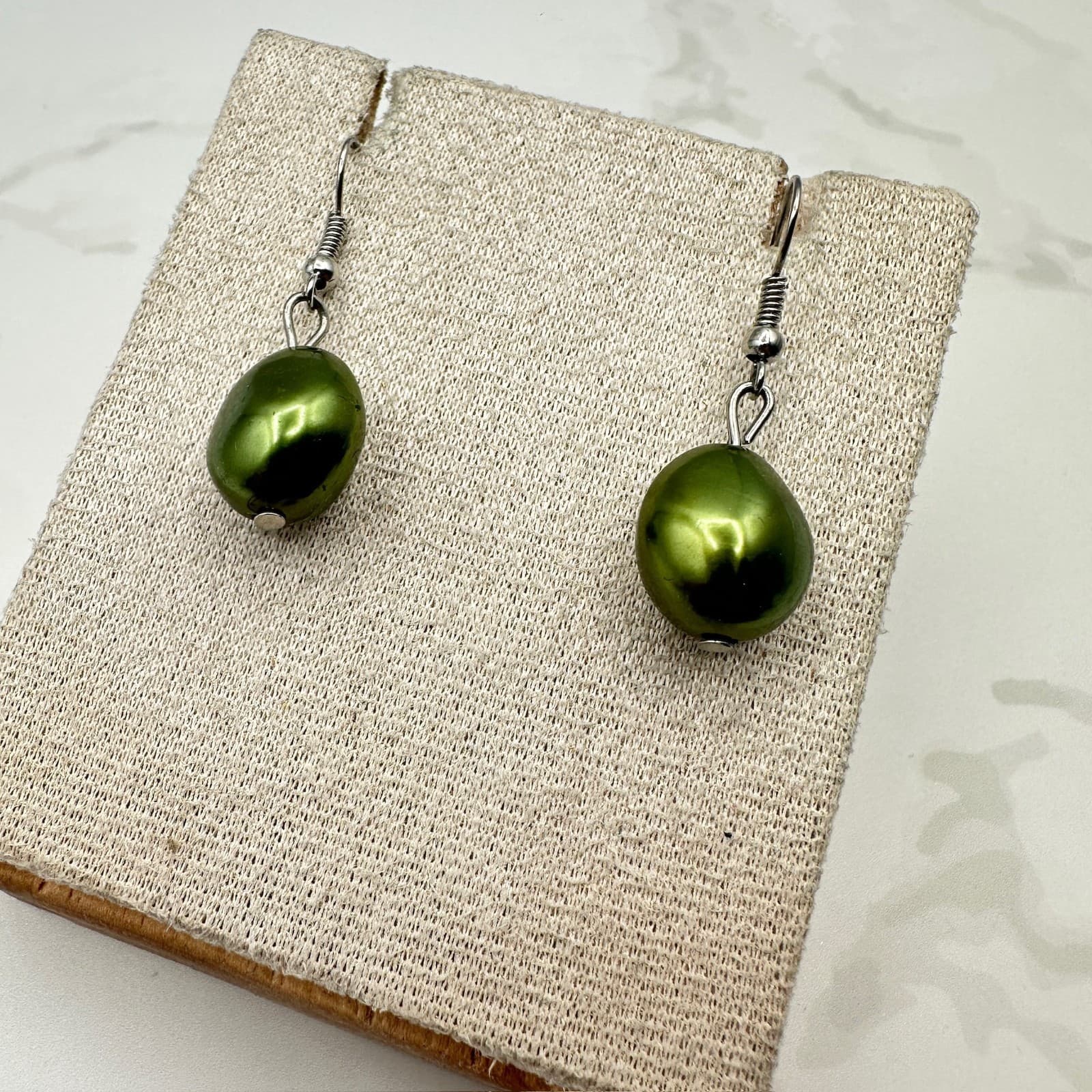 Vintage Silver-Tone Green Beaded Intertwined Lead Role Necklace Earrings Set - Thumbnail 2