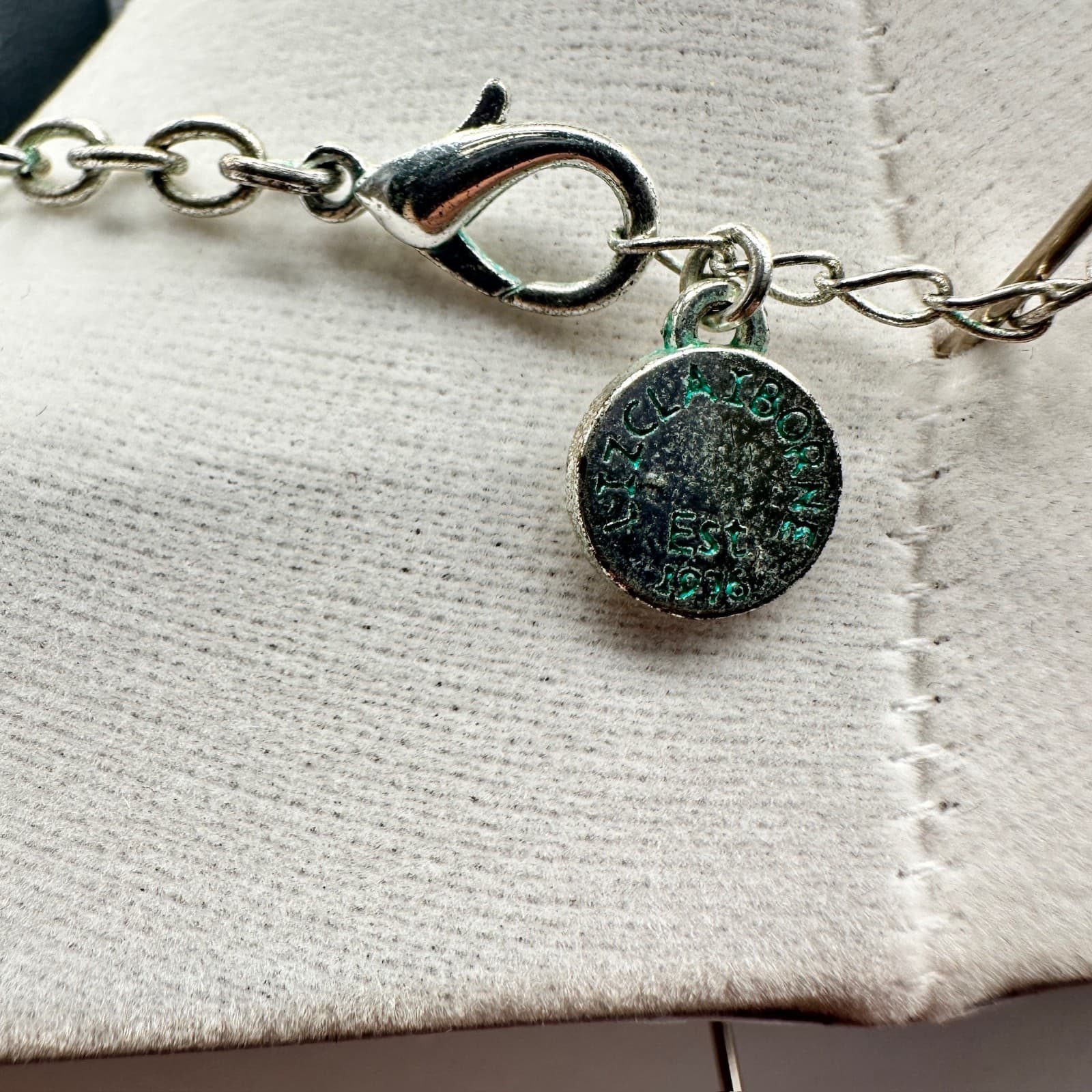 Vintage Liz Claiborne Dazed Silver-Tone Gunmetal Ring Chain Lobster Necklace - Thumbnail 7