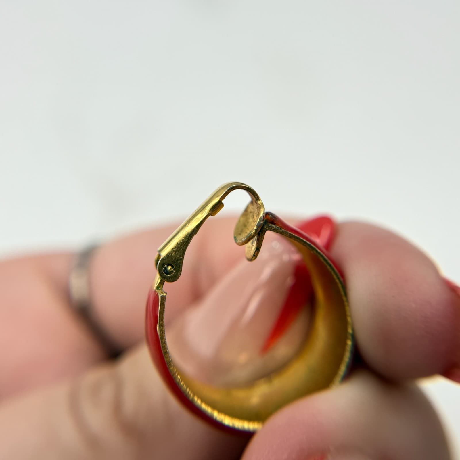 Vintage Womens Red Acrylic Retro Rockabilly Hoop Beauty & Fashion Earrings - Thumbnail 6