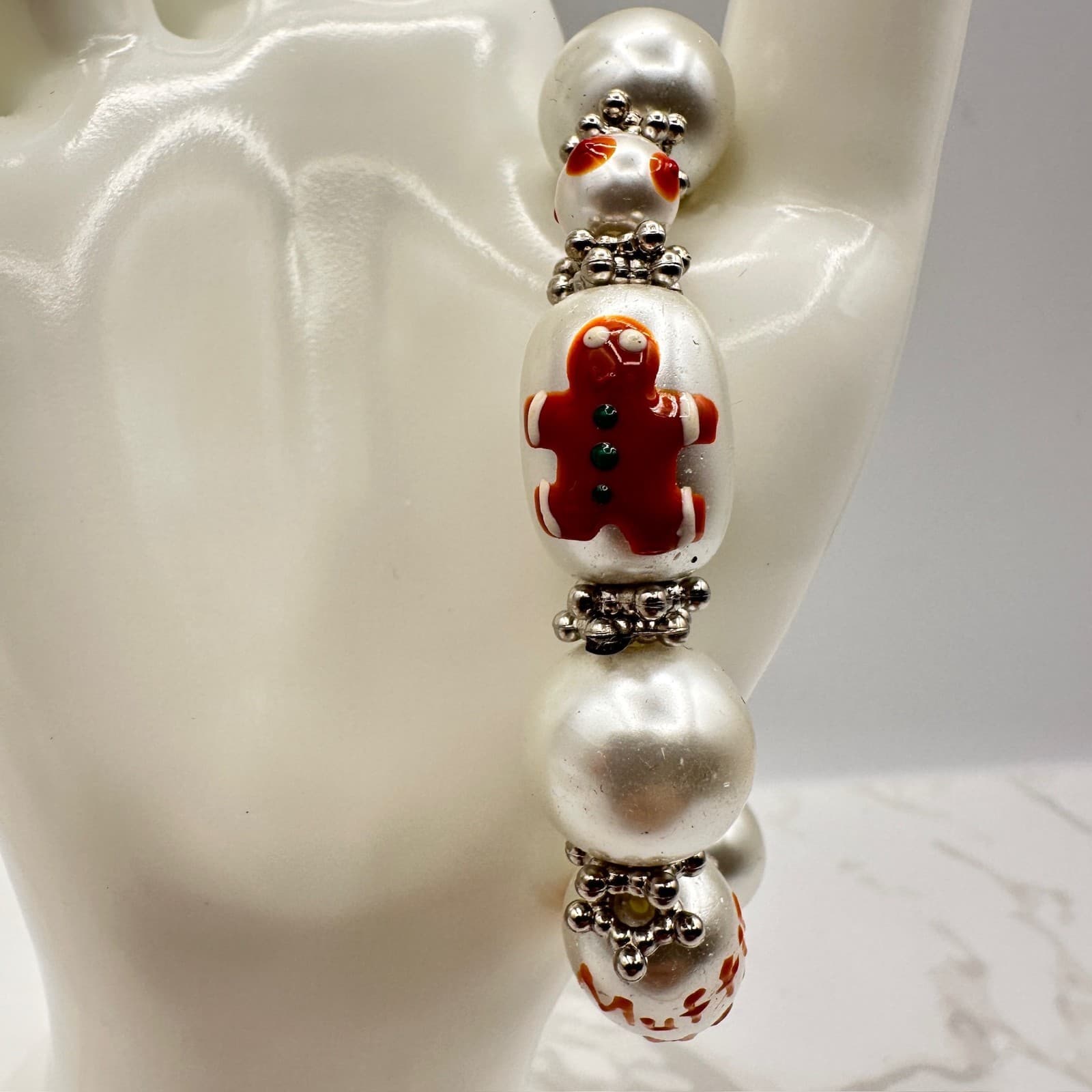 Vintage Multicolor Painted Christmas Gingerbread Man Glass Beaded Stretch - Thumbnail 2