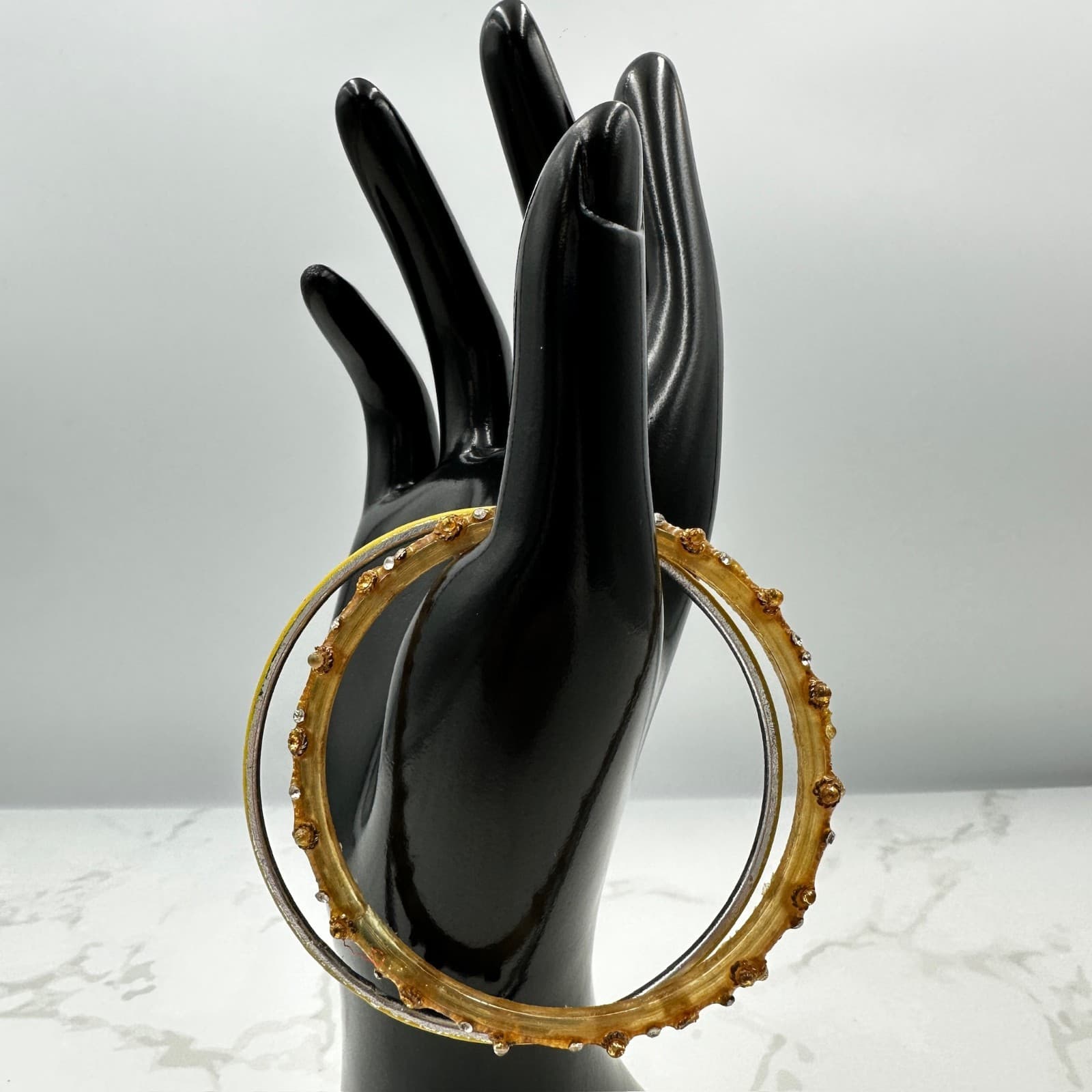 Vintage Cubic Zirconia Yellow Gold-Tone Classic Fashion Cuff Bangle Bracelet - Thumbnail 3