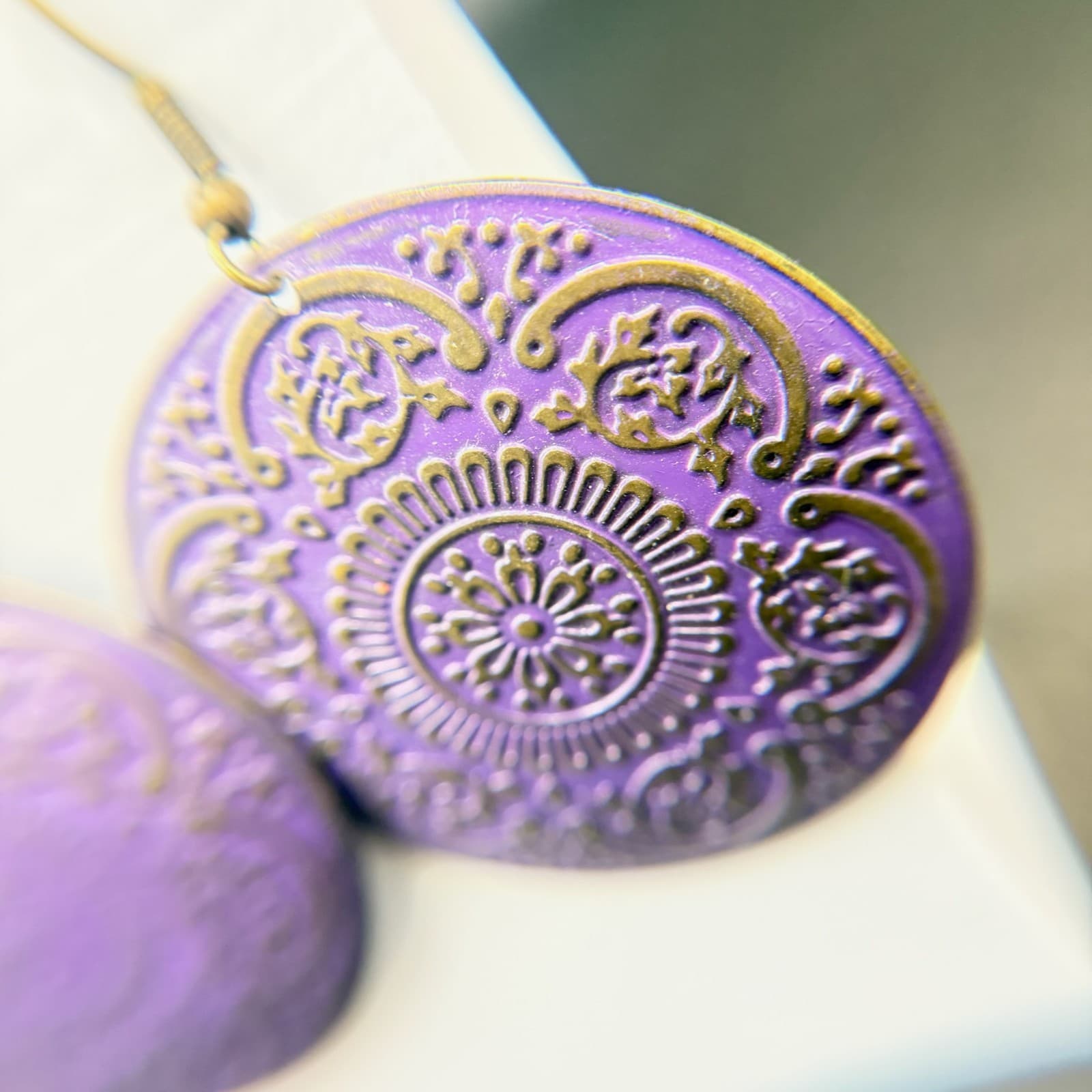 Vintage Purple Metal Gold-Toned Finish Fashion Dome Embossed Design Mandala - Thumbnail 8