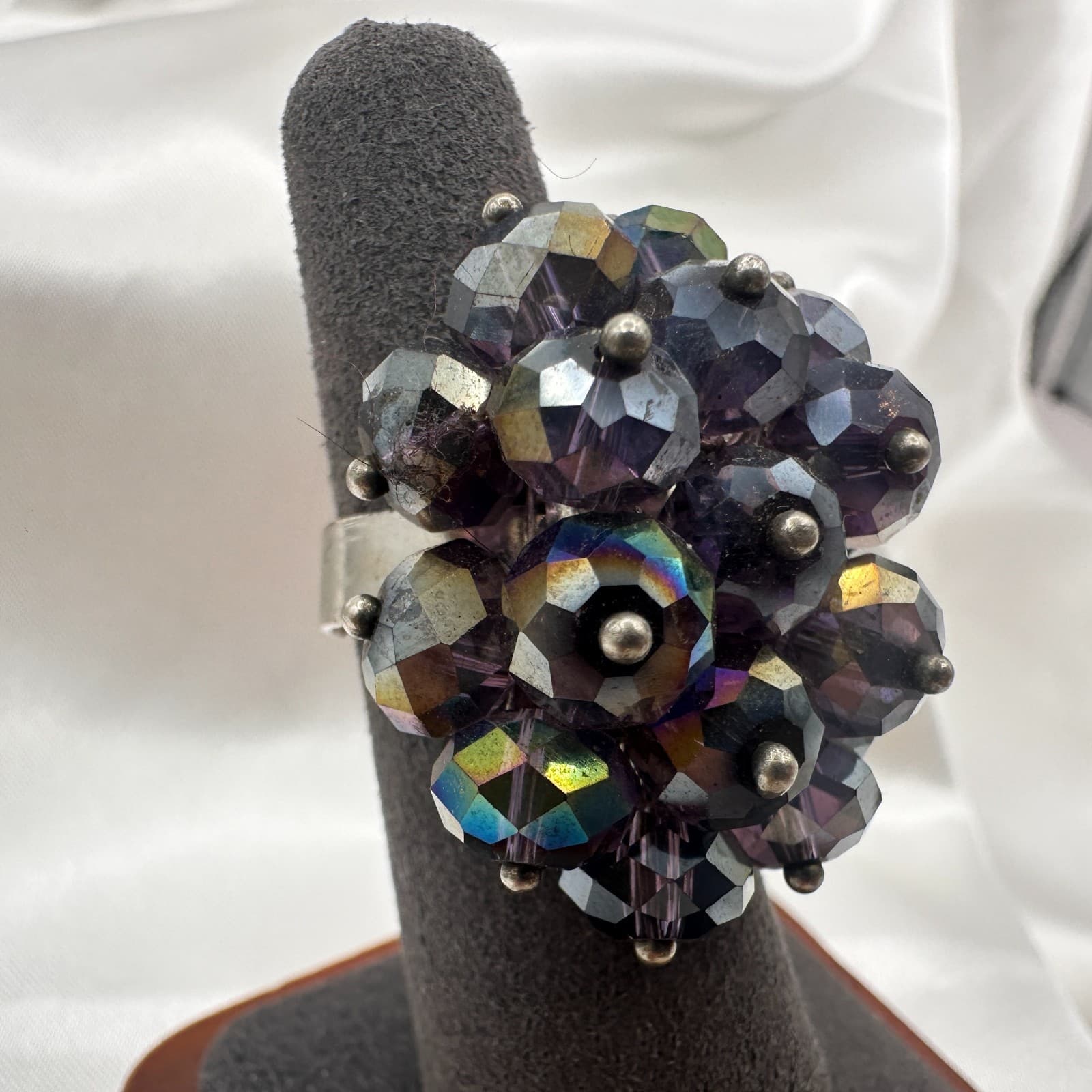 Vintage Y2K Silver Tone Smoky Purple Iridescent Beaded Ring Women's Jewelry - Thumbnail 2