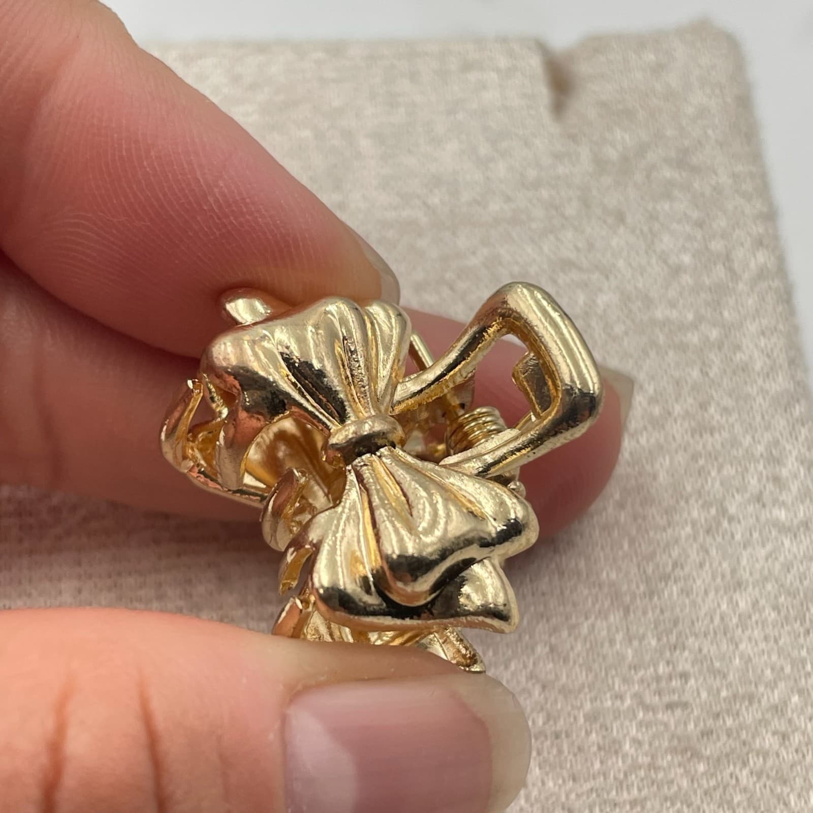 Vintage VTG Mini Hair Claw Clip Gold Tone Heart Shape Small Jaw Clip Accessory - Thumbnail 16