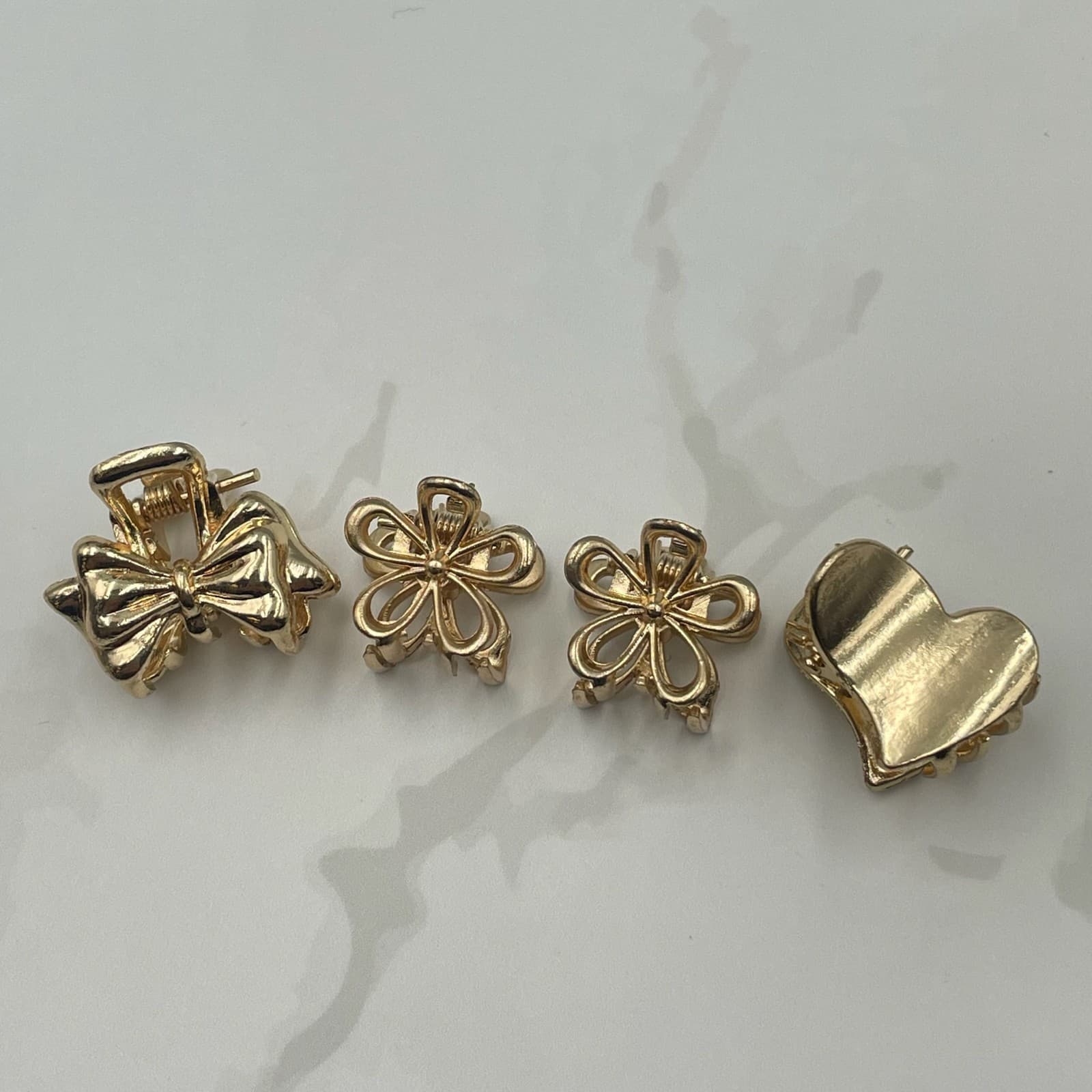 Vintage VTG Mini Hair Claw Clip Gold Tone Heart Shape Small Jaw Clip Accessory - Thumbnail 4