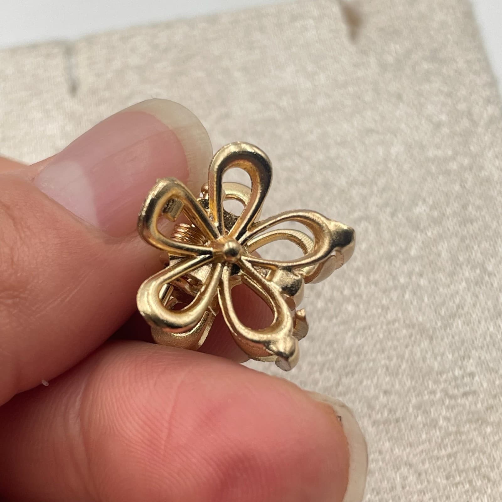 Vintage VTG Mini Hair Claw Clip Gold Tone Heart Shape Small Jaw Clip Accessory - Thumbnail 8