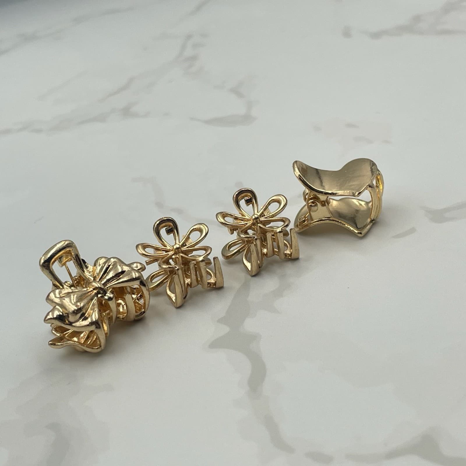 Vintage VTG Mini Hair Claw Clip Gold Tone Heart Shape Small Jaw Clip Accessory - Thumbnail 3