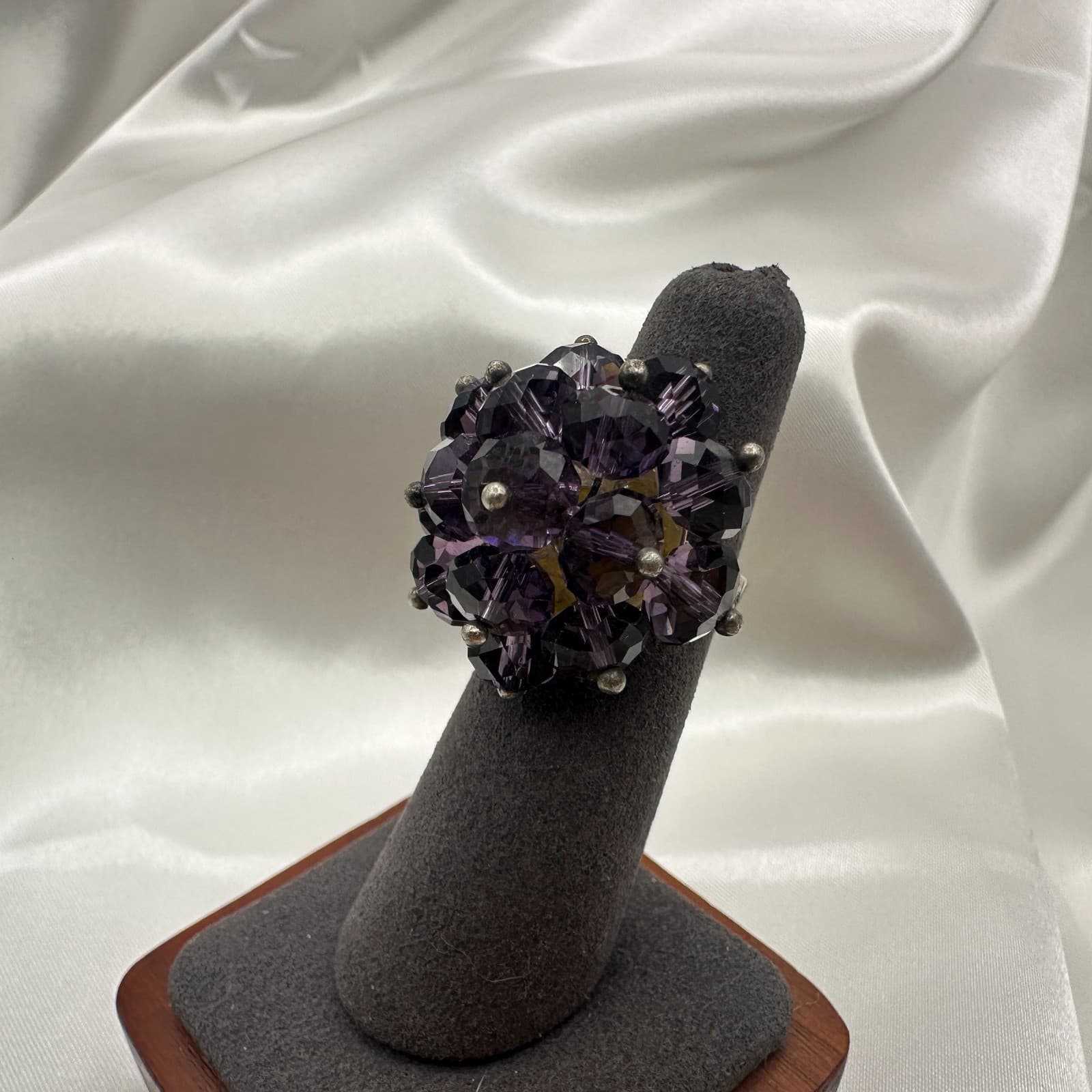 VTG Y2K Silver Tone Purple Beaded Statement Ring Women's Classic Fashion Jewelry - Thumbnail 3