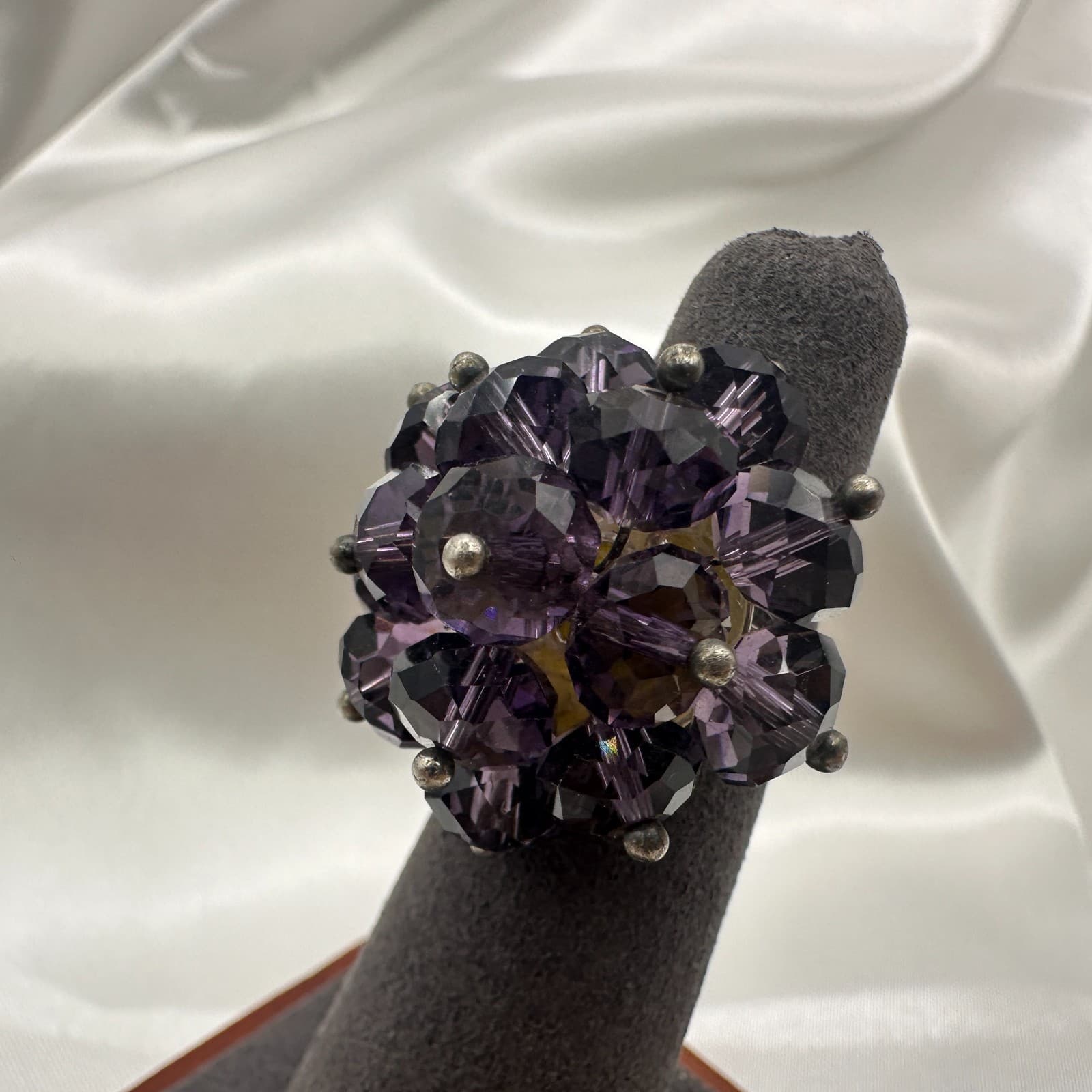 VTG Y2K Silver Tone Purple Beaded Statement Ring Women's Classic Fashion Jewelry - Thumbnail 2