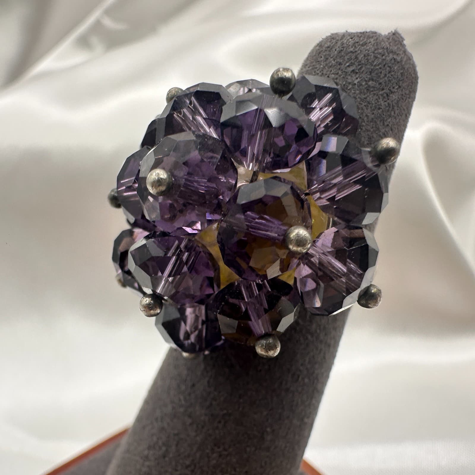 VTG Y2K Silver Tone Purple Beaded Statement Ring Women's Classic Fashion Jewelry - Thumbnail 4