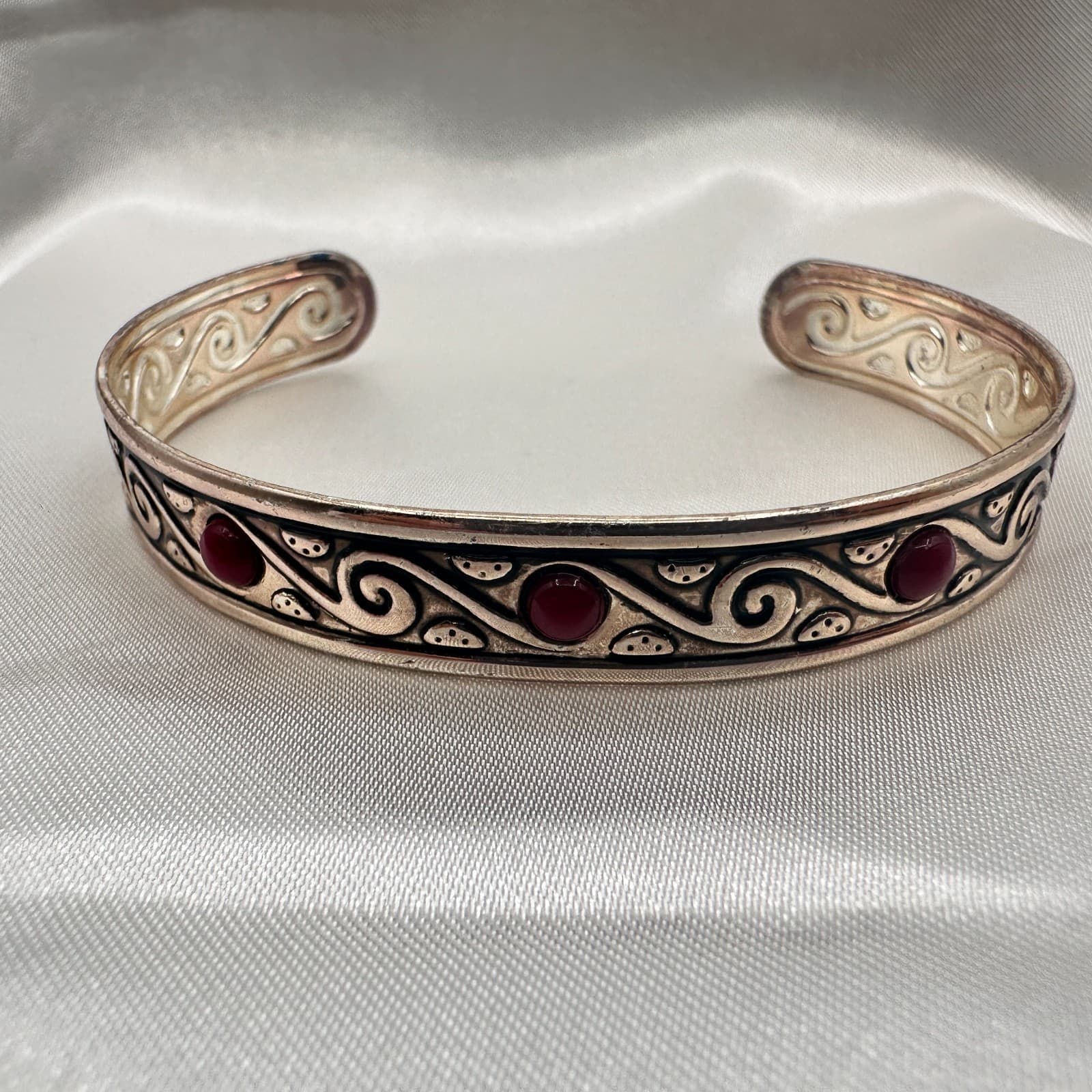Vintage 90s Silver Tone Red Glass Scroll Cuff Bracelet Boho Ethnic Jewelry - Thumbnail 3