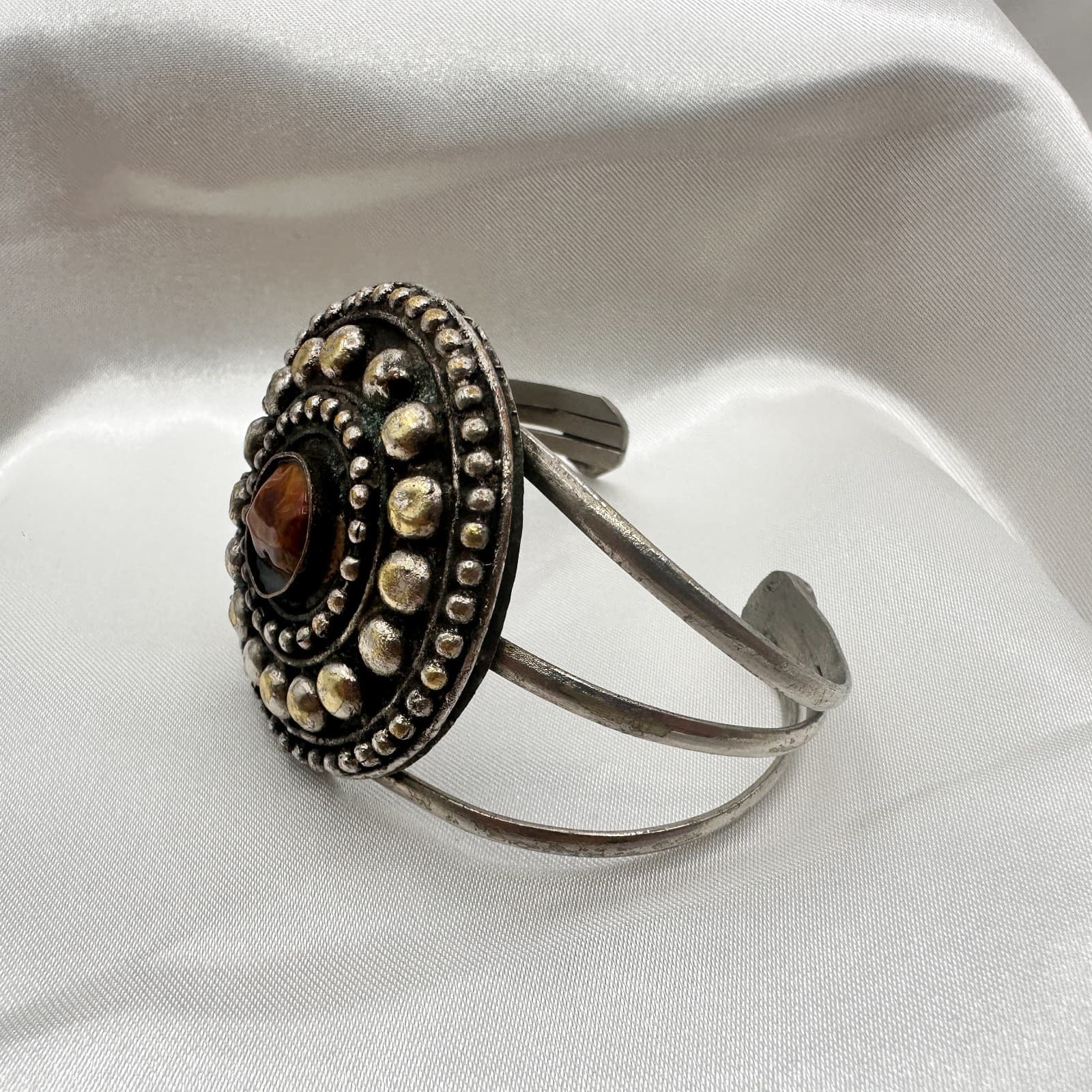 Vintage 90s Cuff Bracelet Silver Tone Brown Glass Statement Boho Fashion Jewelry - Thumbnail 3