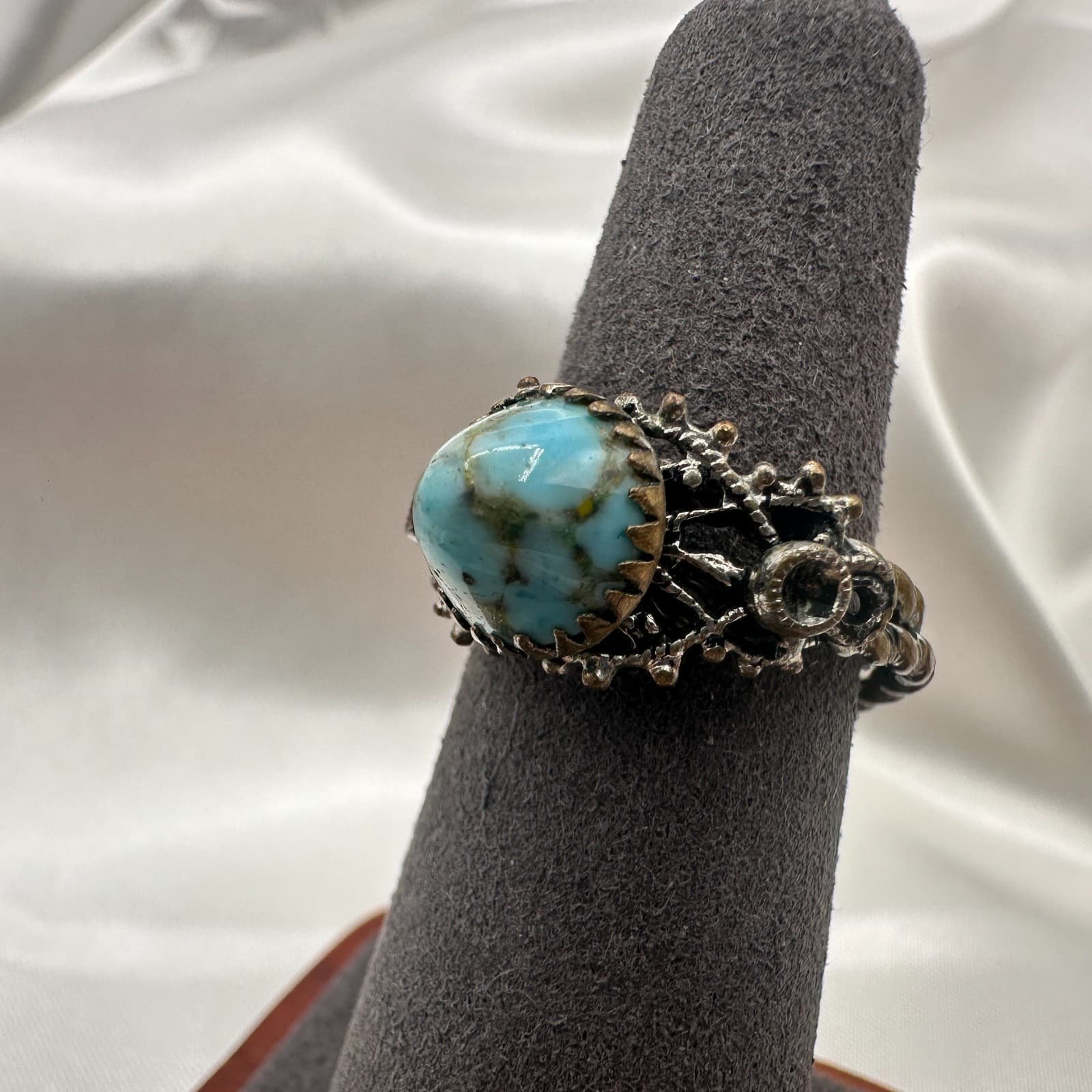 Vintage Y2K Silver Tone Turquoise Statement Ring Women's Classic Fashion Jewelry - Thumbnail 3