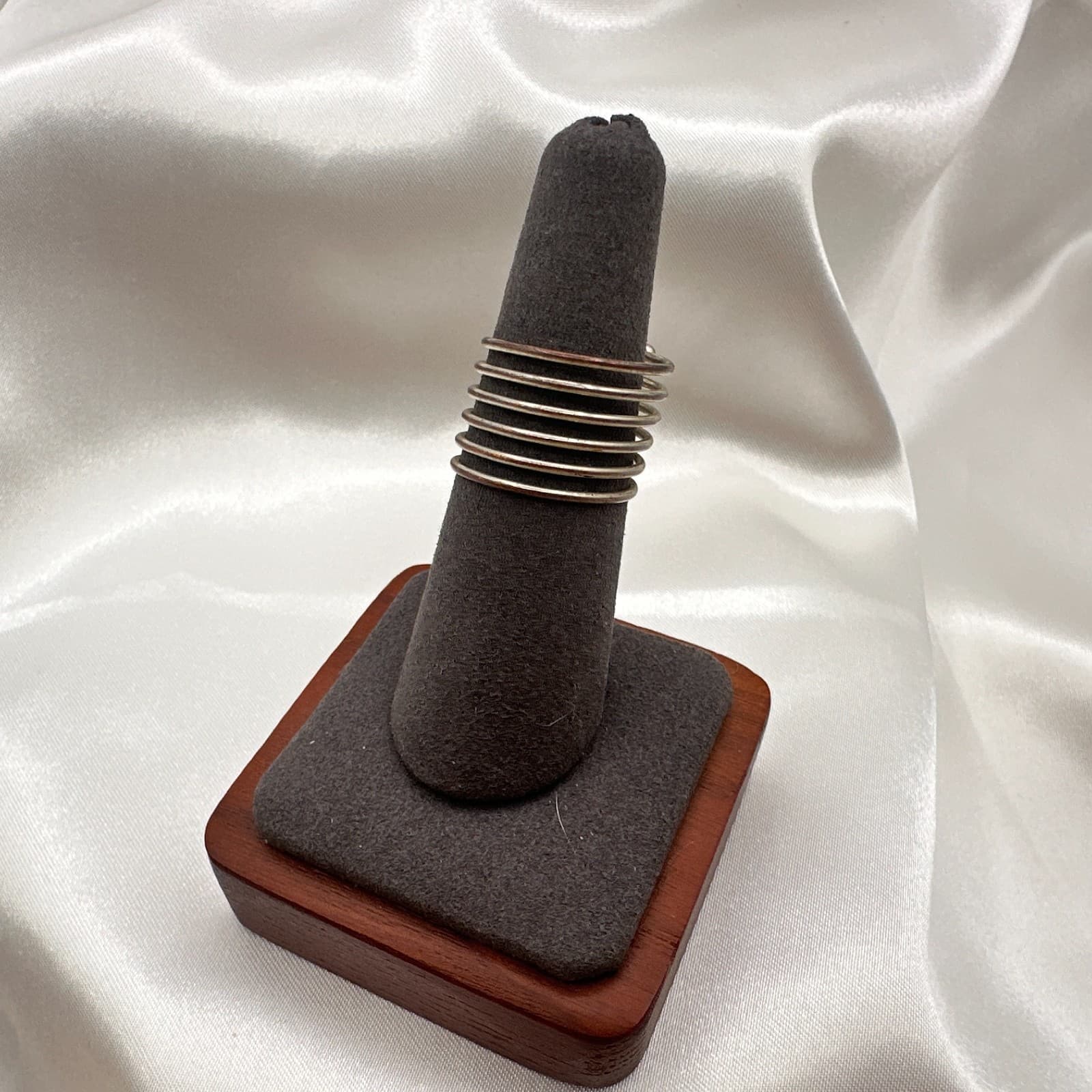 Vintage Y2K Silver Tone Spiral Coil Wrap Ring Women's Classic Fashion Jewelry - Thumbnail 4