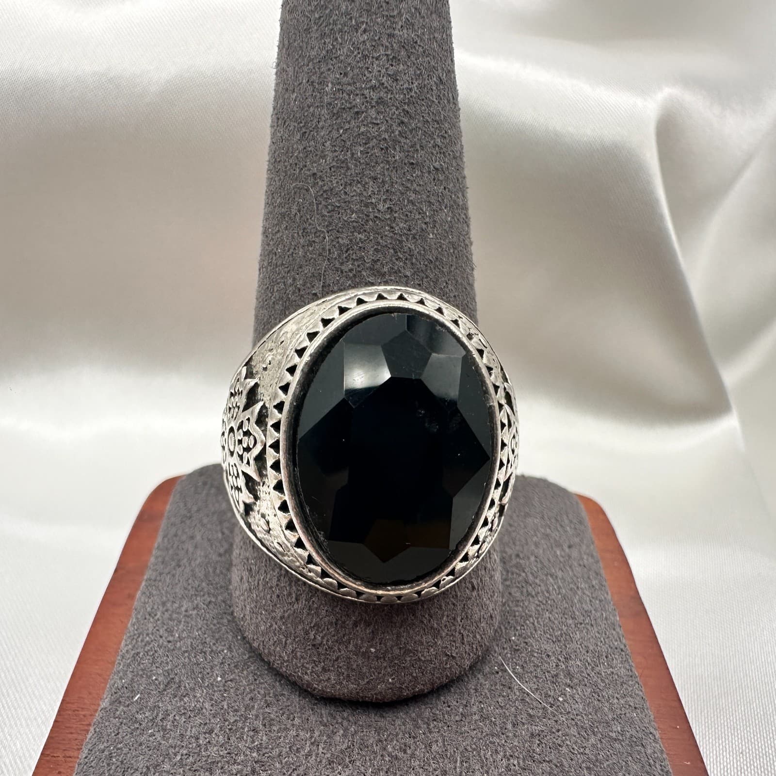 Vintage Y2K Filigree Silver Tone Black Onyx Stone Ring Men's Classic Jewelry - Image 1