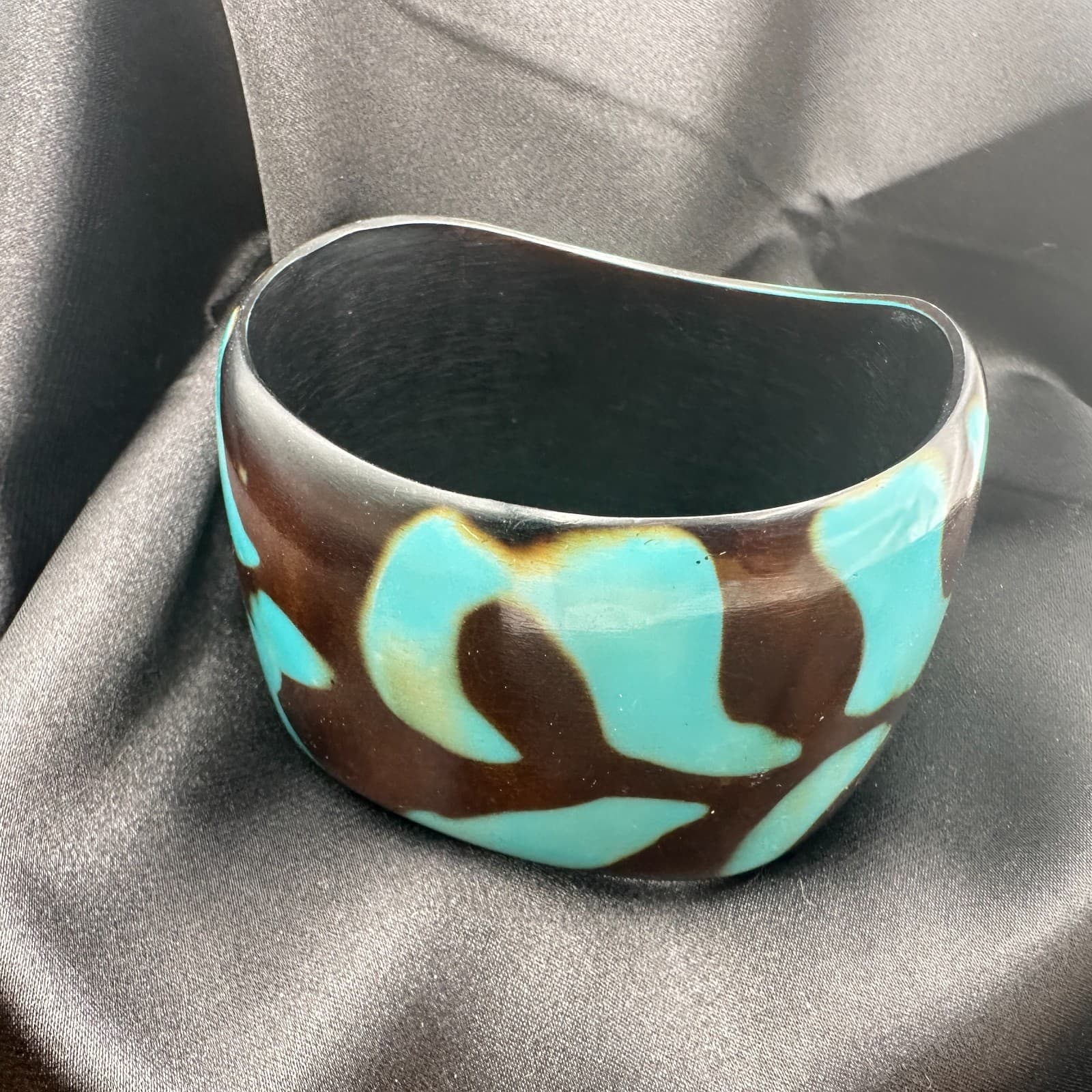 Vintage 90s Wide Bangle Bracelet Retro Chunky Bold Fashion Women's Jewelry - Thumbnail 2