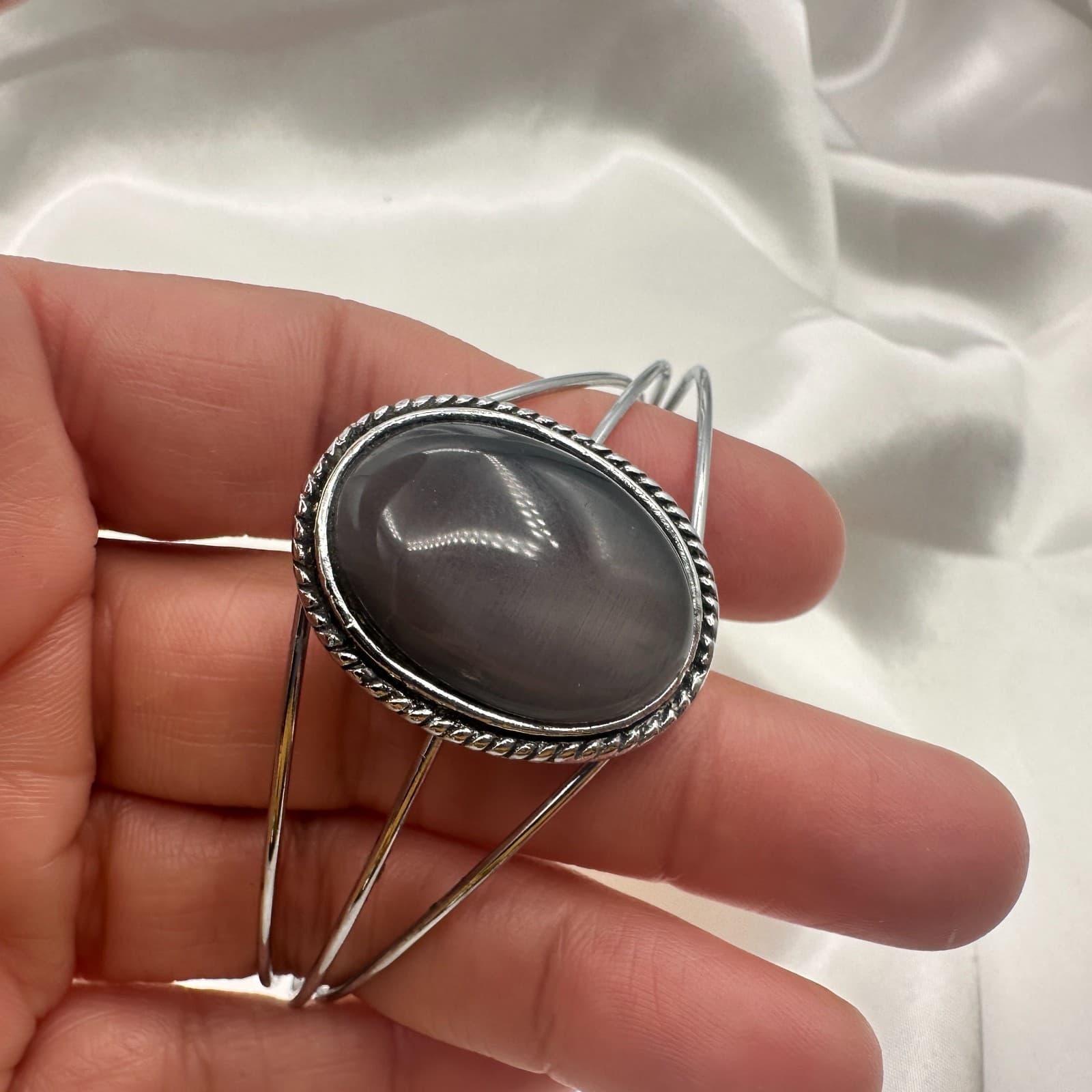 Vintage 80s Navajo Silver Tone Black Cabochon Rope Cuff Bangle Bracelet Jewelry - Thumbnail 5