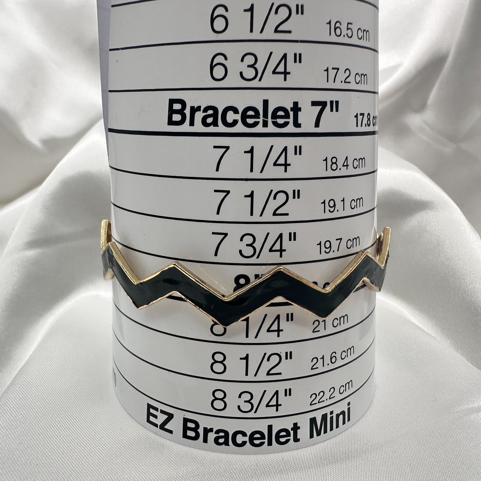 Vintage 80s Gold Tone Zig Zag Bangle Bracelet Black Enamel Geometric Mod Jewelry - Thumbnail 9