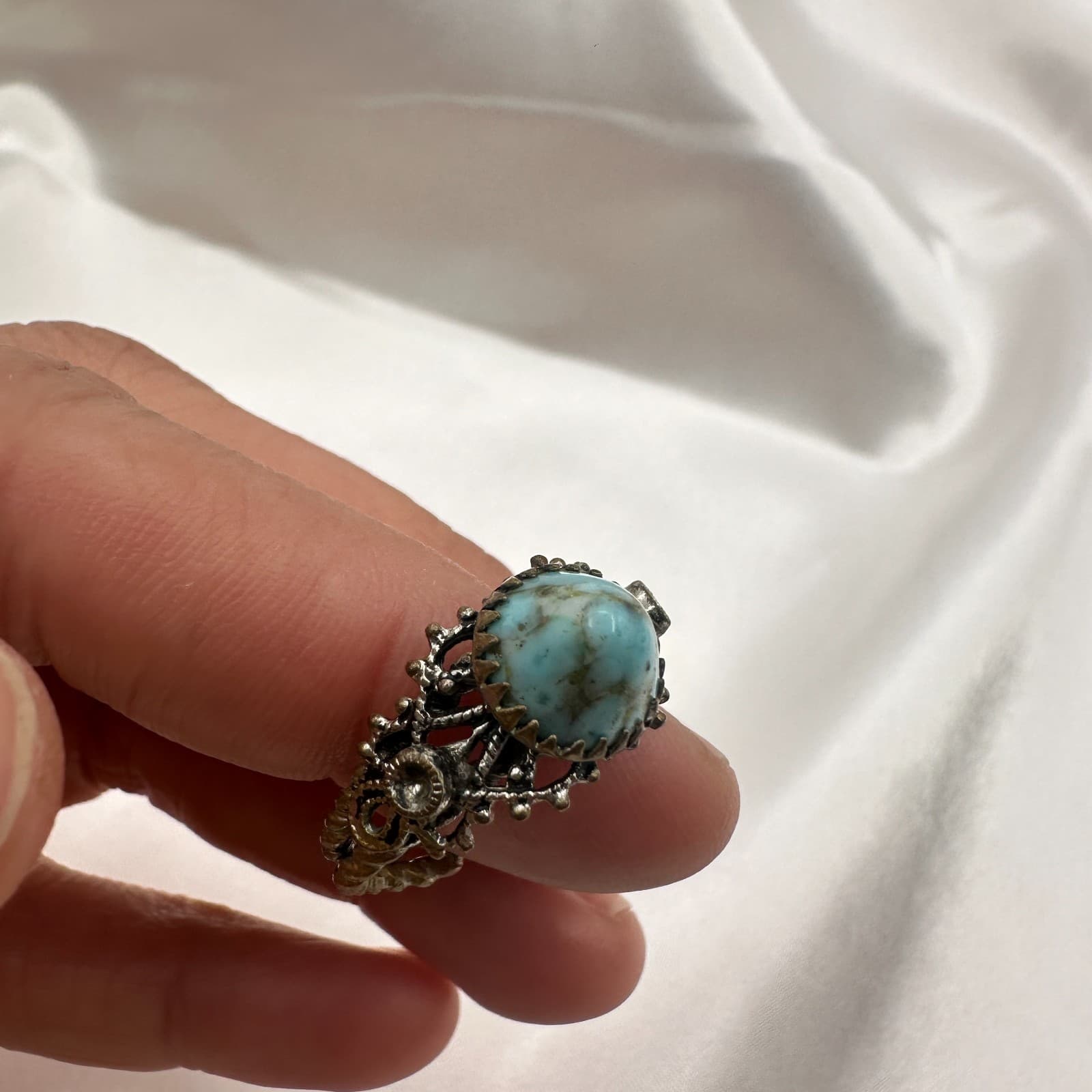 Vintage Y2K Silver Tone Turquoise Statement Ring Women's Classic Fashion Jewelry - Thumbnail 8