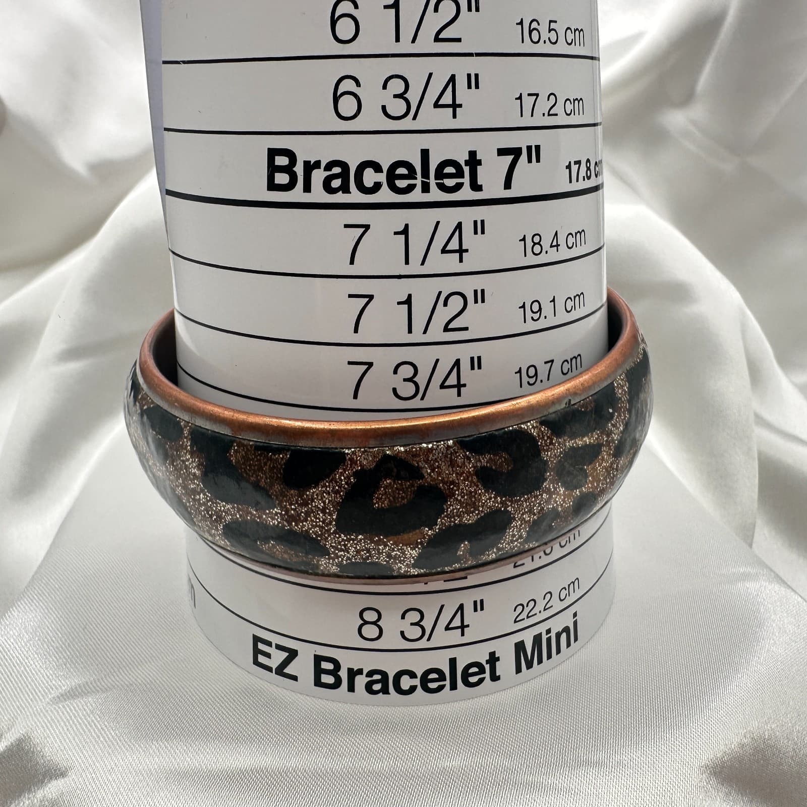 Vintage 80s Leopard Bangle Wide Cheetah Animal Print Sparkle Bracelet Jewelry - Thumbnail 10