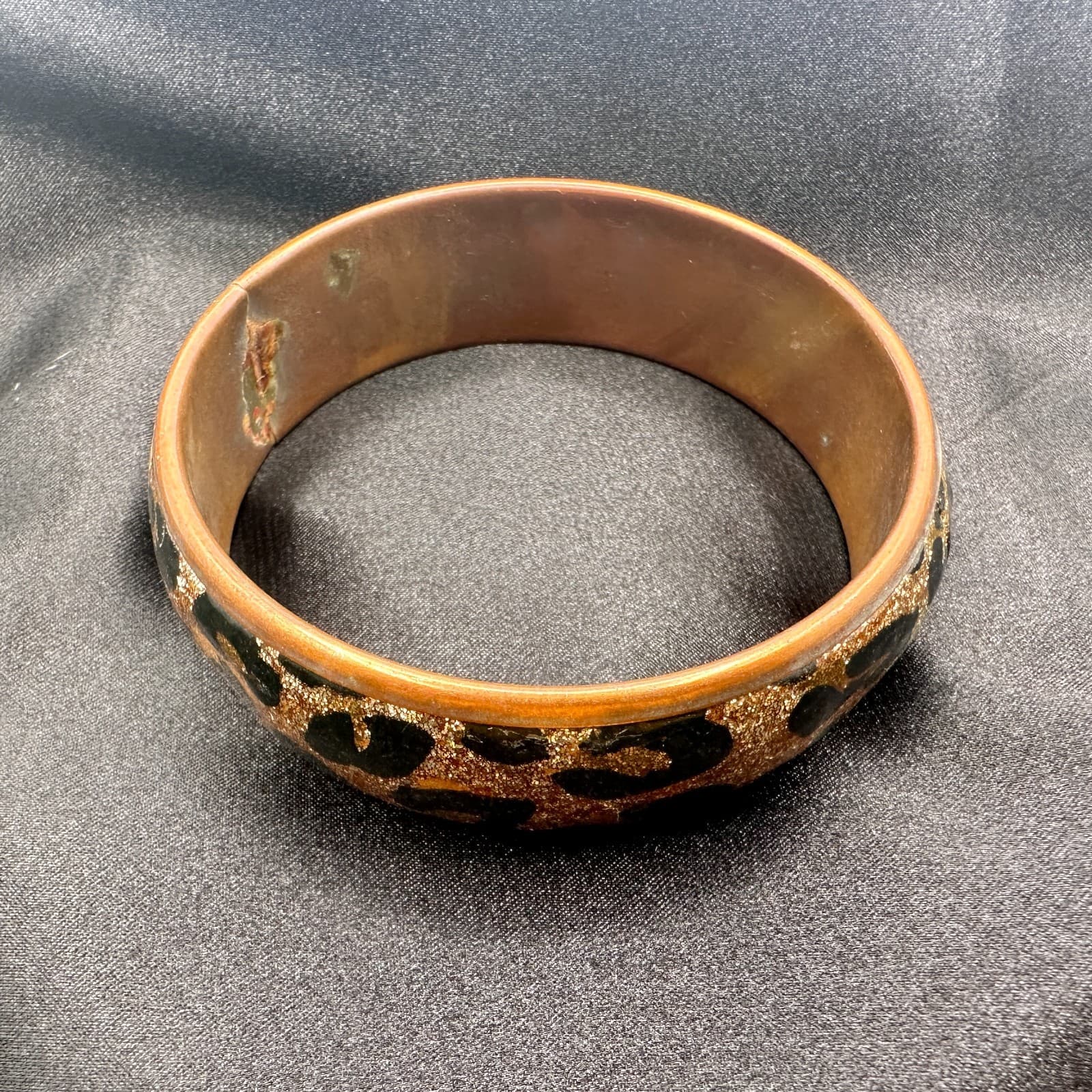 Vintage 80s Leopard Bangle Wide Cheetah Animal Print Sparkle Bracelet Jewelry - Thumbnail 7