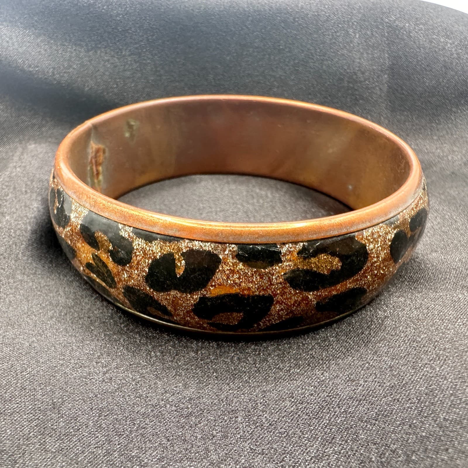 Vintage 80s Leopard Bangle Wide Cheetah Animal Print Sparkle Bracelet Jewelry - Thumbnail 8