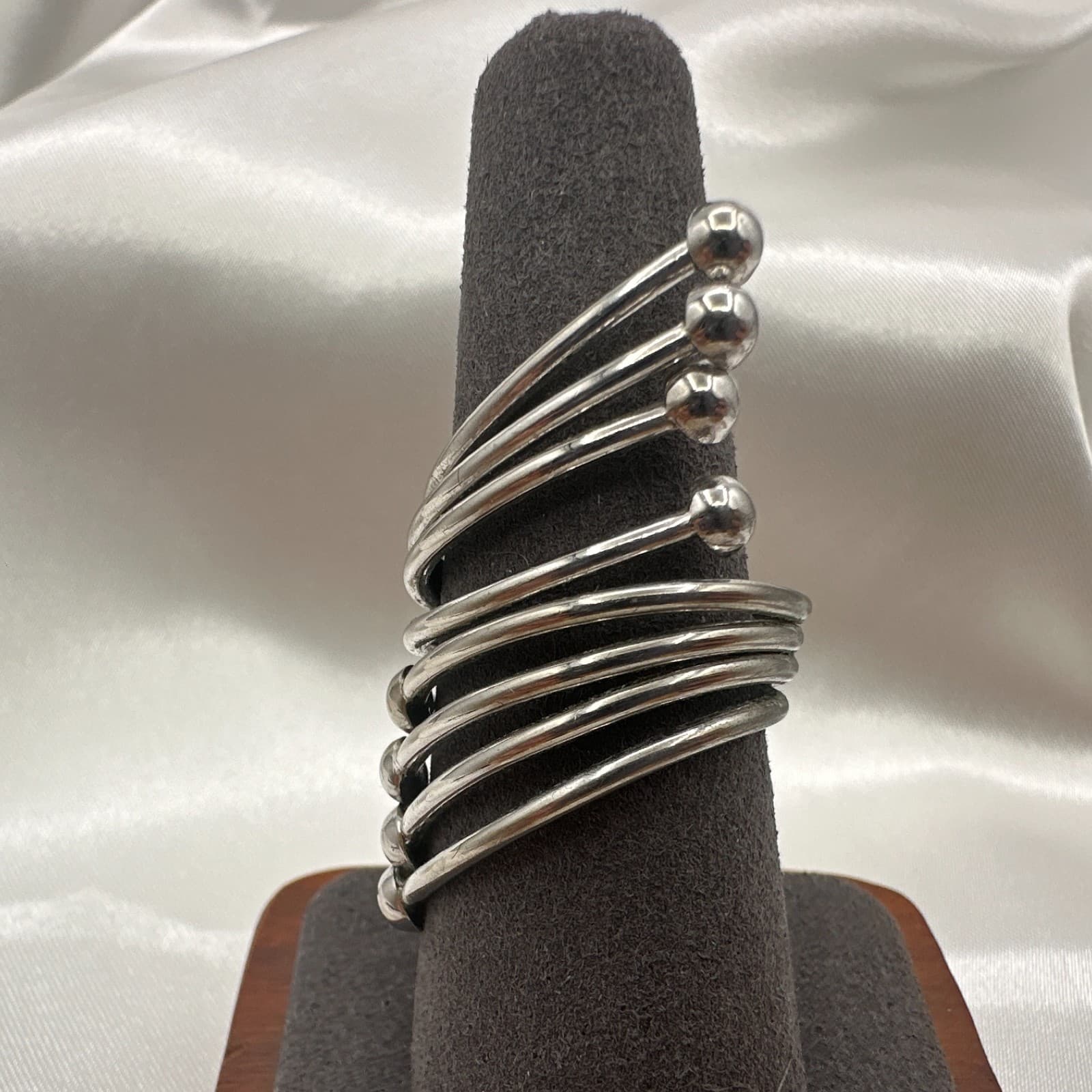Vintage Y2K Silver Tone Memory Wire Wrap Ring Women's Classic Fashion Jewelry - Thumbnail 3