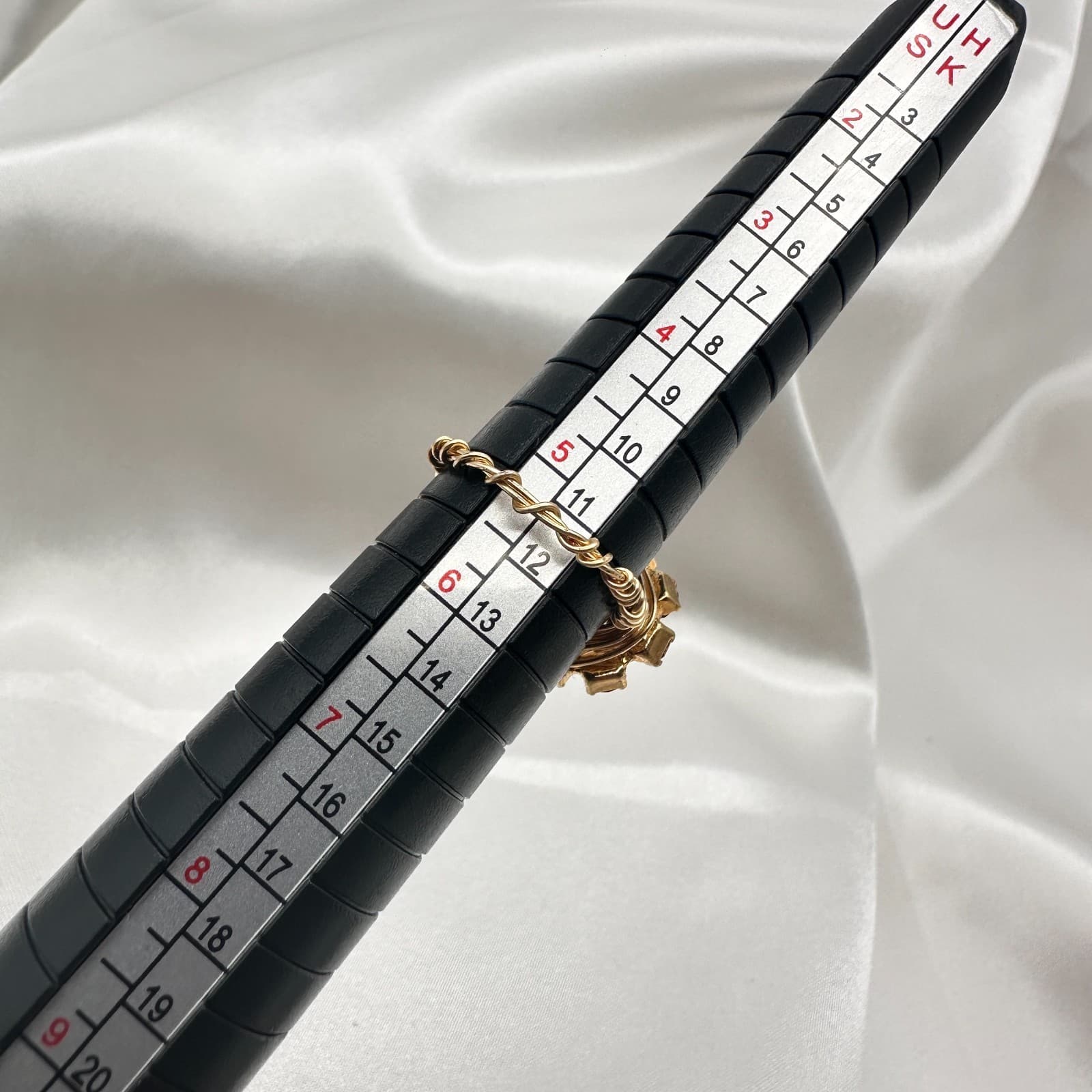 VTG Y2K Gold Tone Rhinestones Statement Bow Ring Women's Classic Fashion Jewelry - Thumbnail 9