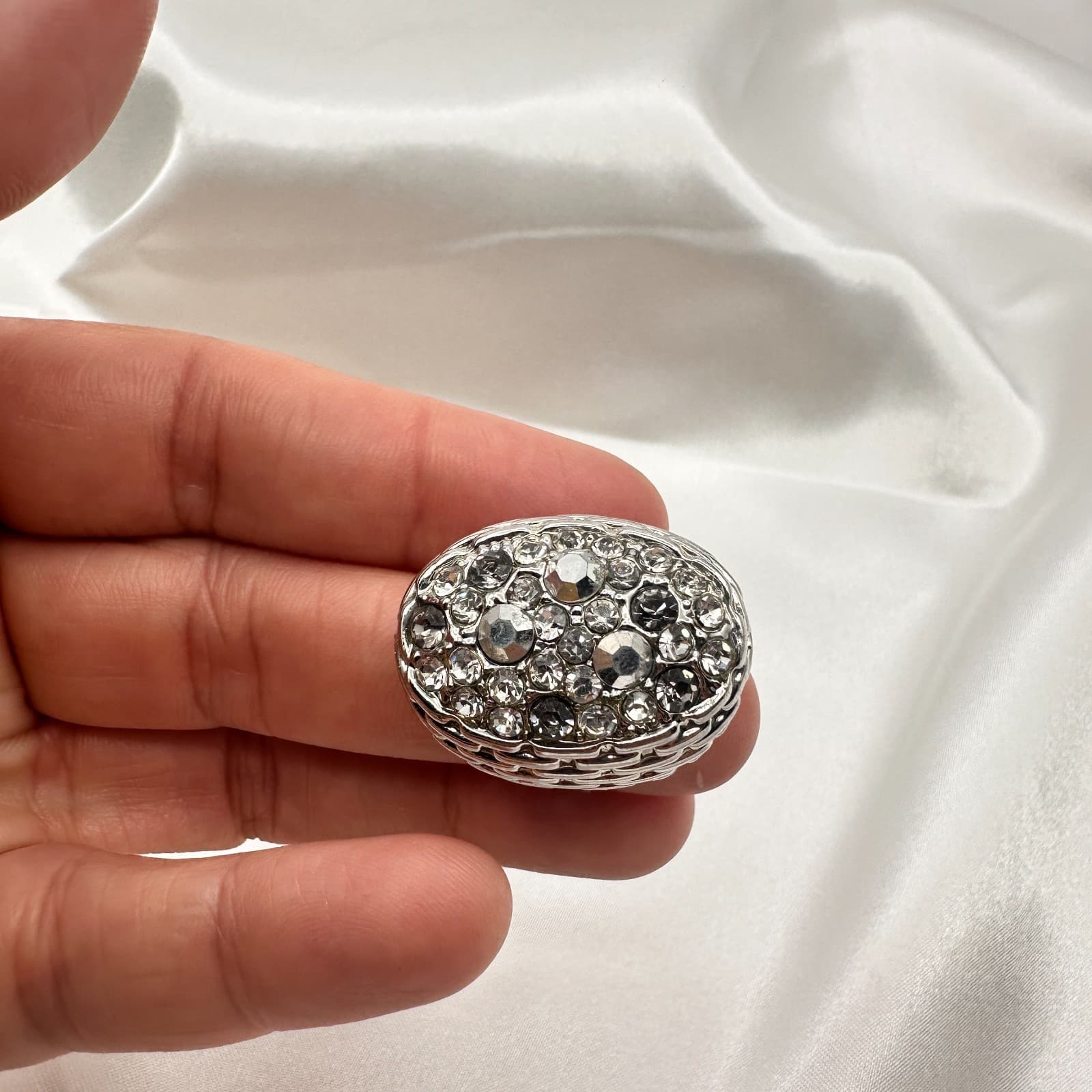 Vintage Y2K Silver Tone Basket Weave Rhinestone Ring Women's Classic Jewelry - Thumbnail 8