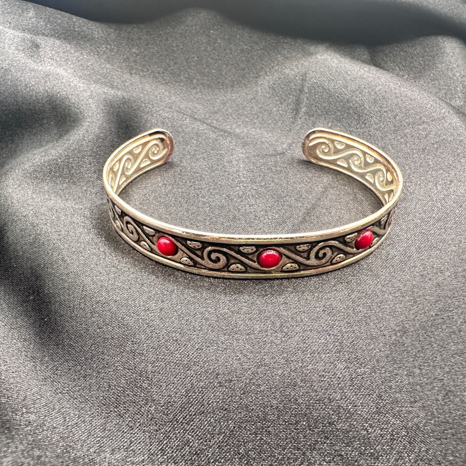 Vintage 90s Silver Tone Red Glass Scroll Cuff Bracelet Boho Ethnic Jewelry - Thumbnail 6