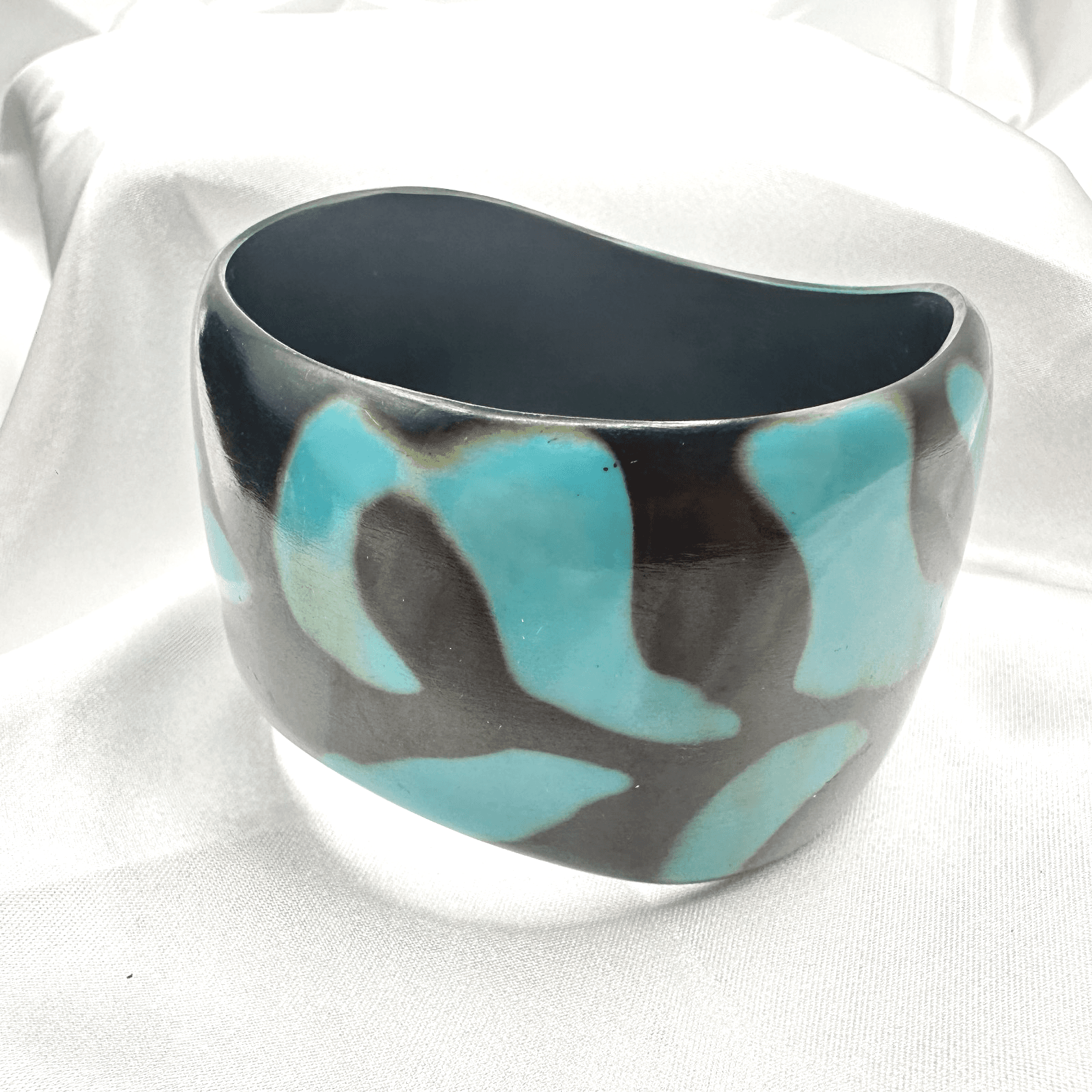 Vintage 90s Wide Bangle Bracelet Retro Chunky Bold Fashion Women's Jewelry - Image 1