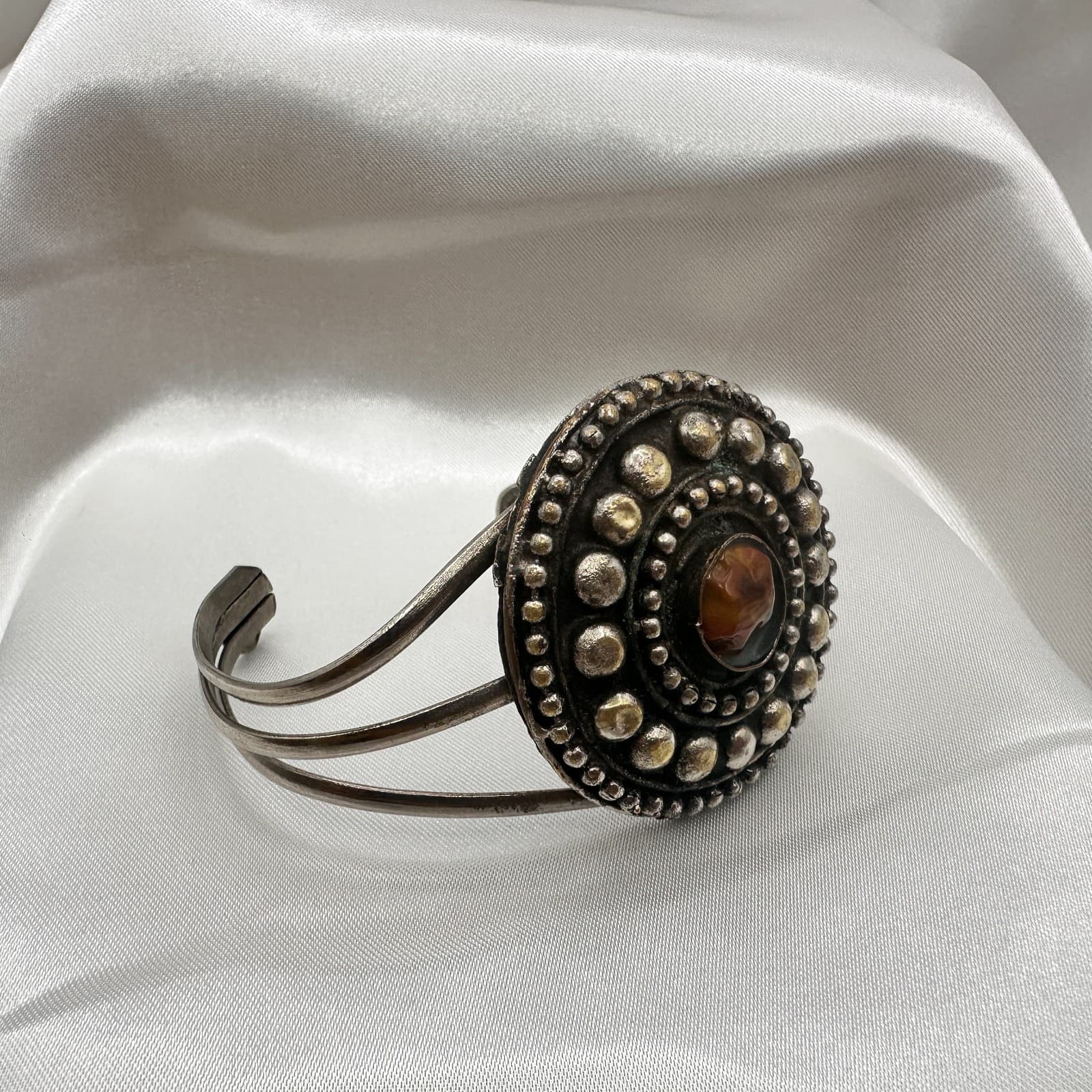 Vintage 90s Cuff Bracelet Silver Tone Brown Glass Statement Boho Fashion Jewelry - Thumbnail 5