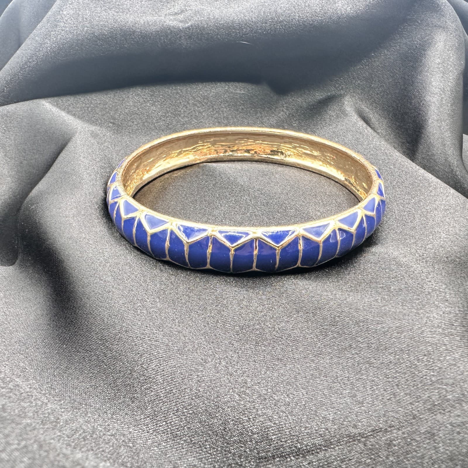 Vintage 80s Navy Enamel Bangle Gilde Honeycomb Lattice Statement Classic Jewelry - Thumbnail 5