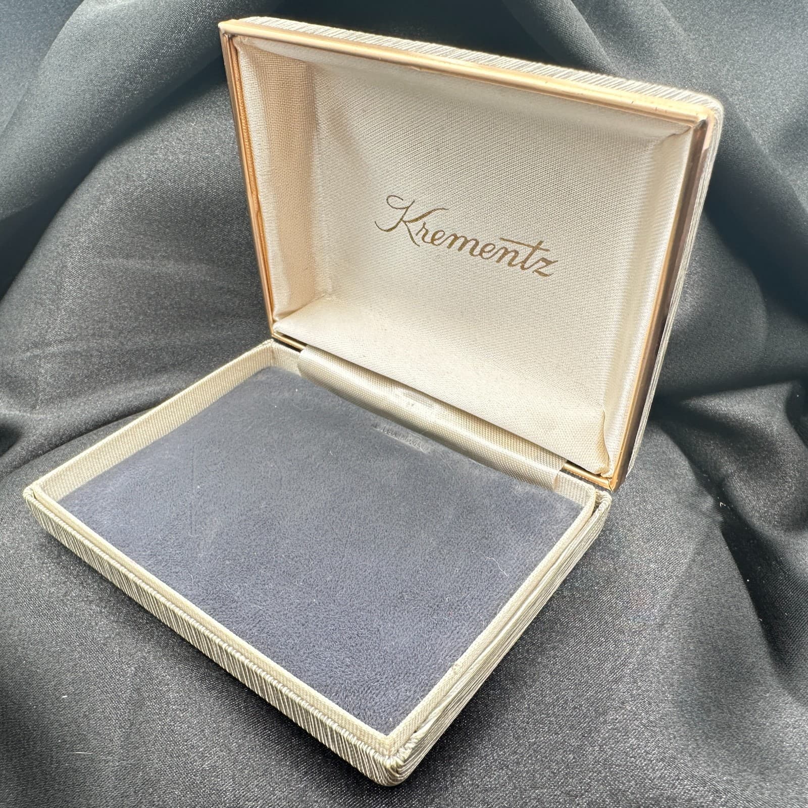 Vintage 80s Krementz Grey Textured Silk Presentation Box Gold Tone Trim Jewelry - Thumbnail 6