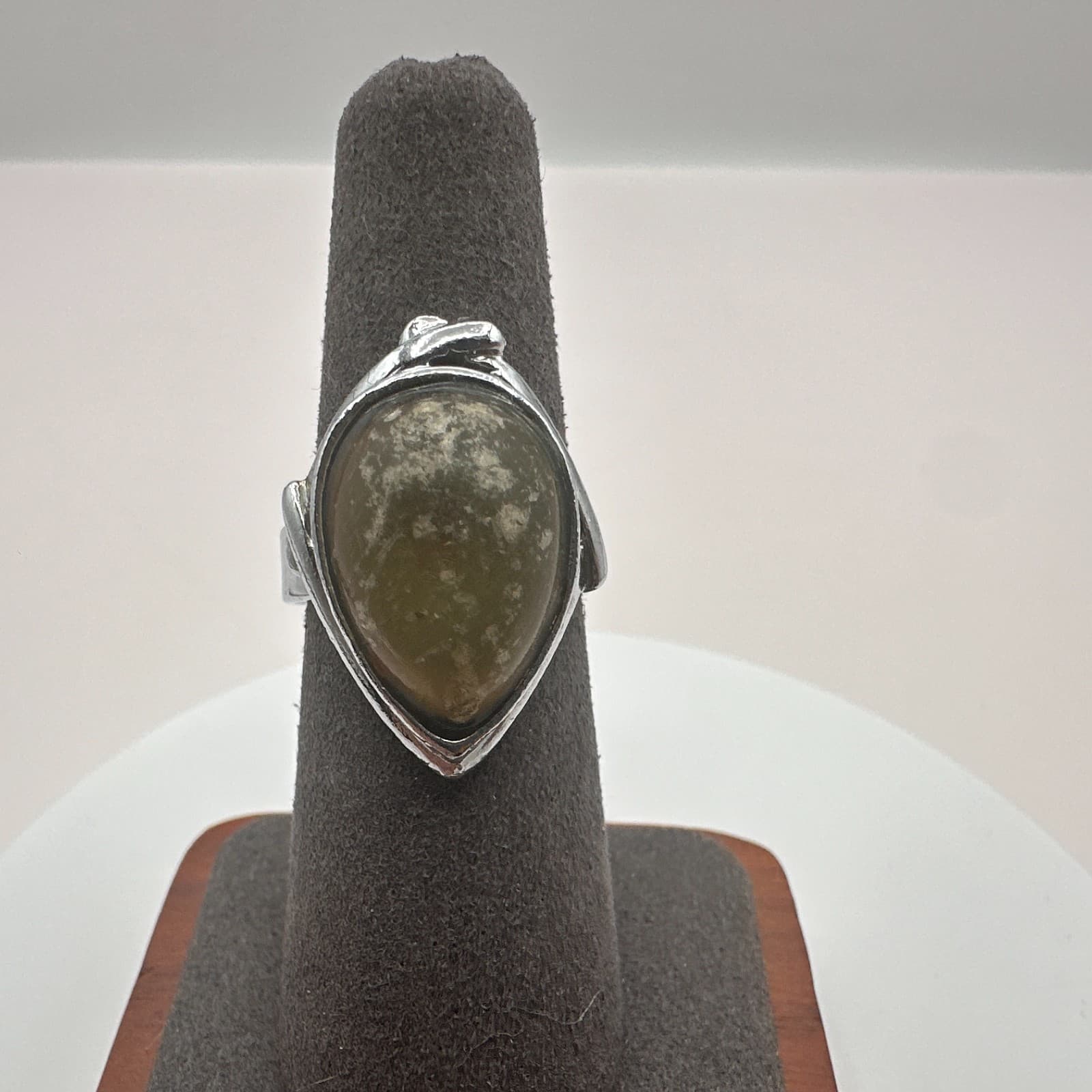 Vintage Y2K Silver Tone Natural Stone Teardrop Ring Statement Women's Jewelry - Image 1