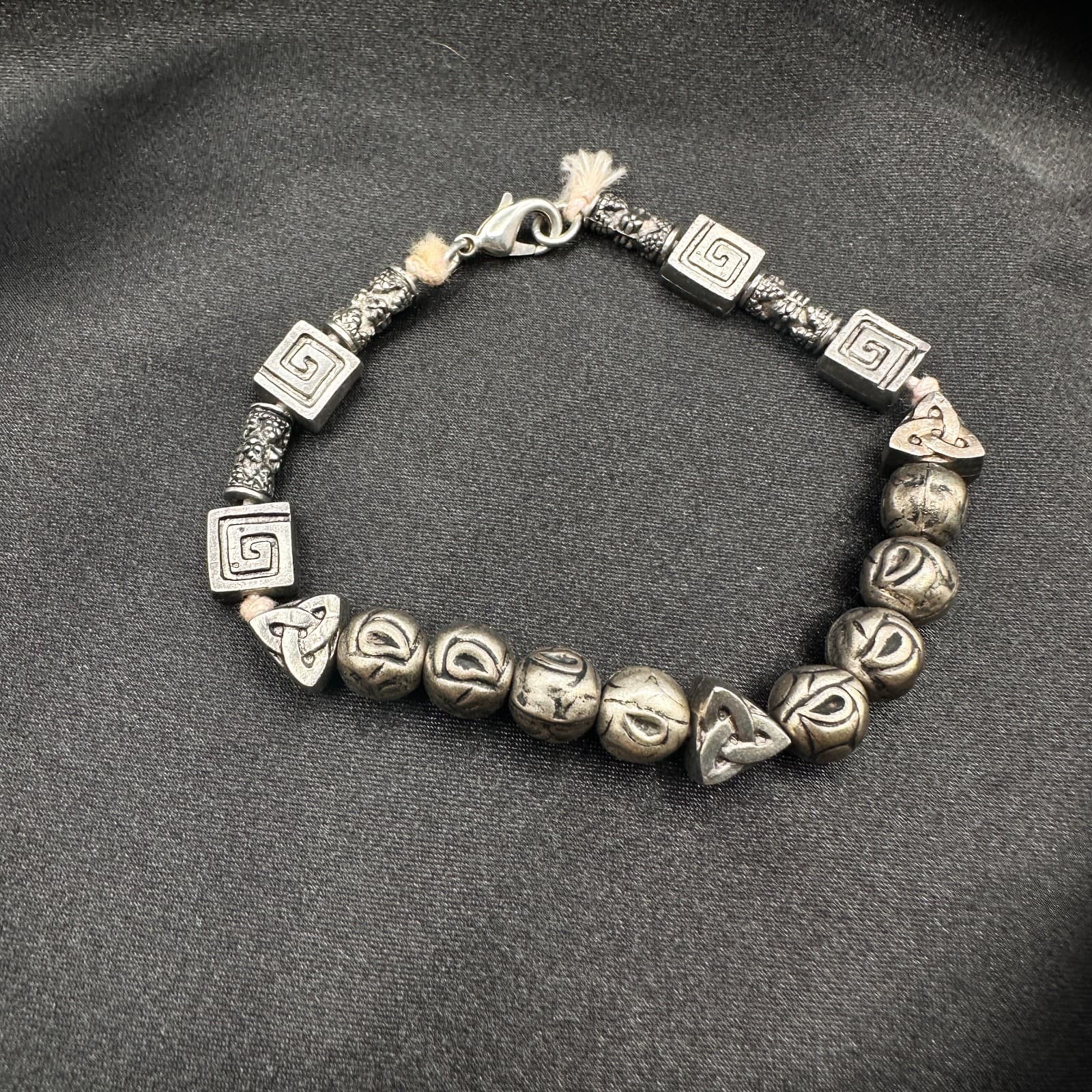 Vintage 80s Silver Tone Celtic Knot Runes Beaded Bracelet Statement Jewelry - Thumbnail 6