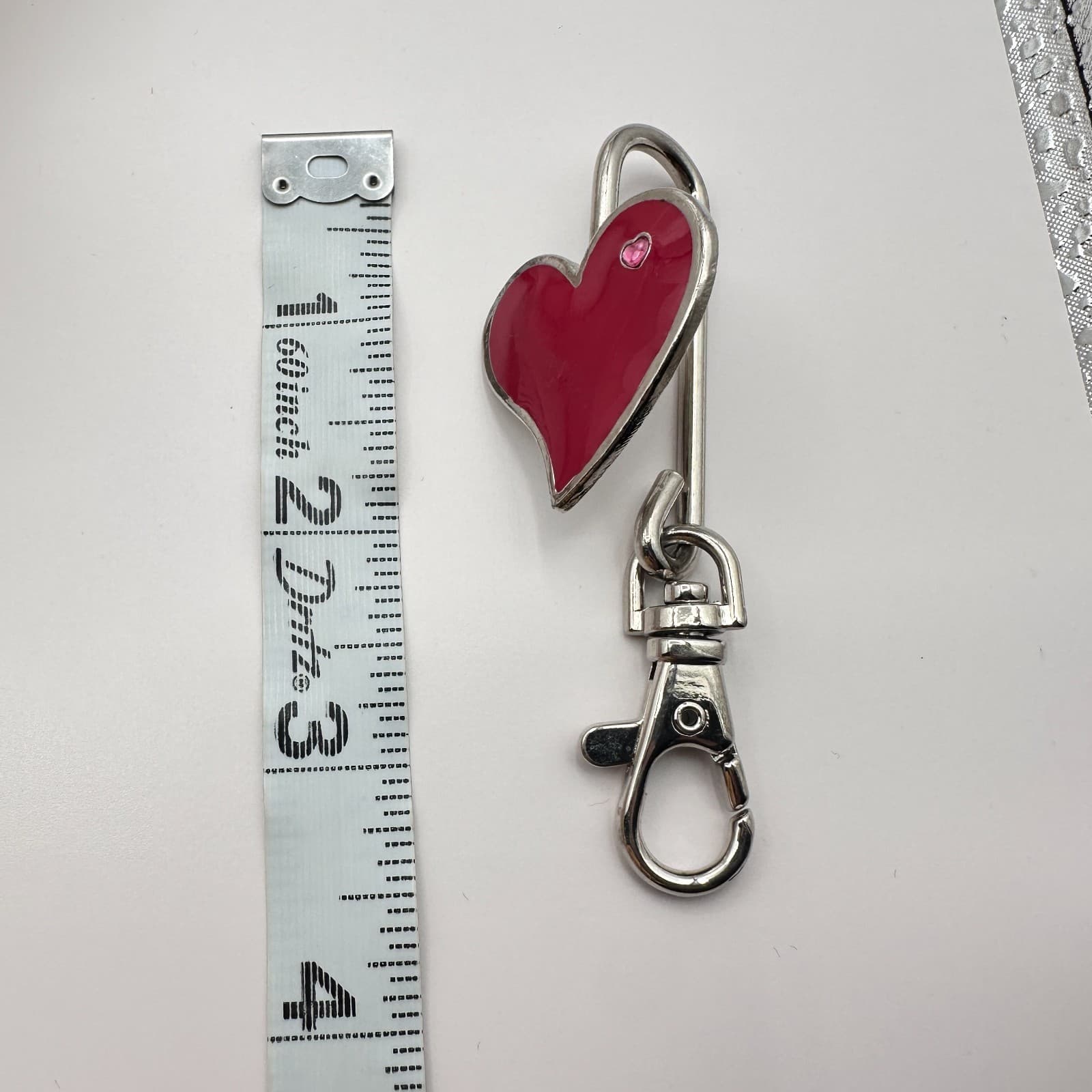 Vintage 80s Red Enamel Heart Charm Keychain Silver Tone Swivel Clip Bag Jewelry - Thumbnail 9