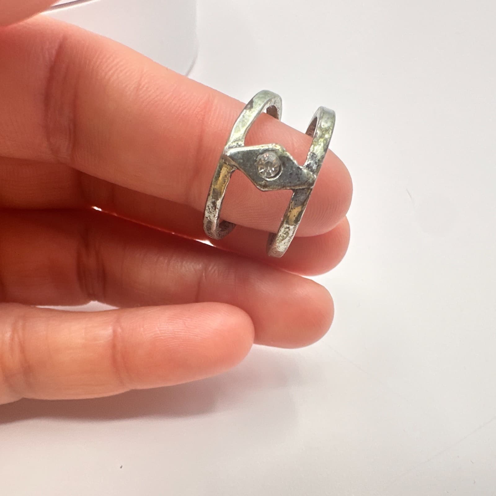 Vintage Y2K Silver Tone Diamond Shape Clear Rhinestone Ring Women's Jewelry - Thumbnail 5