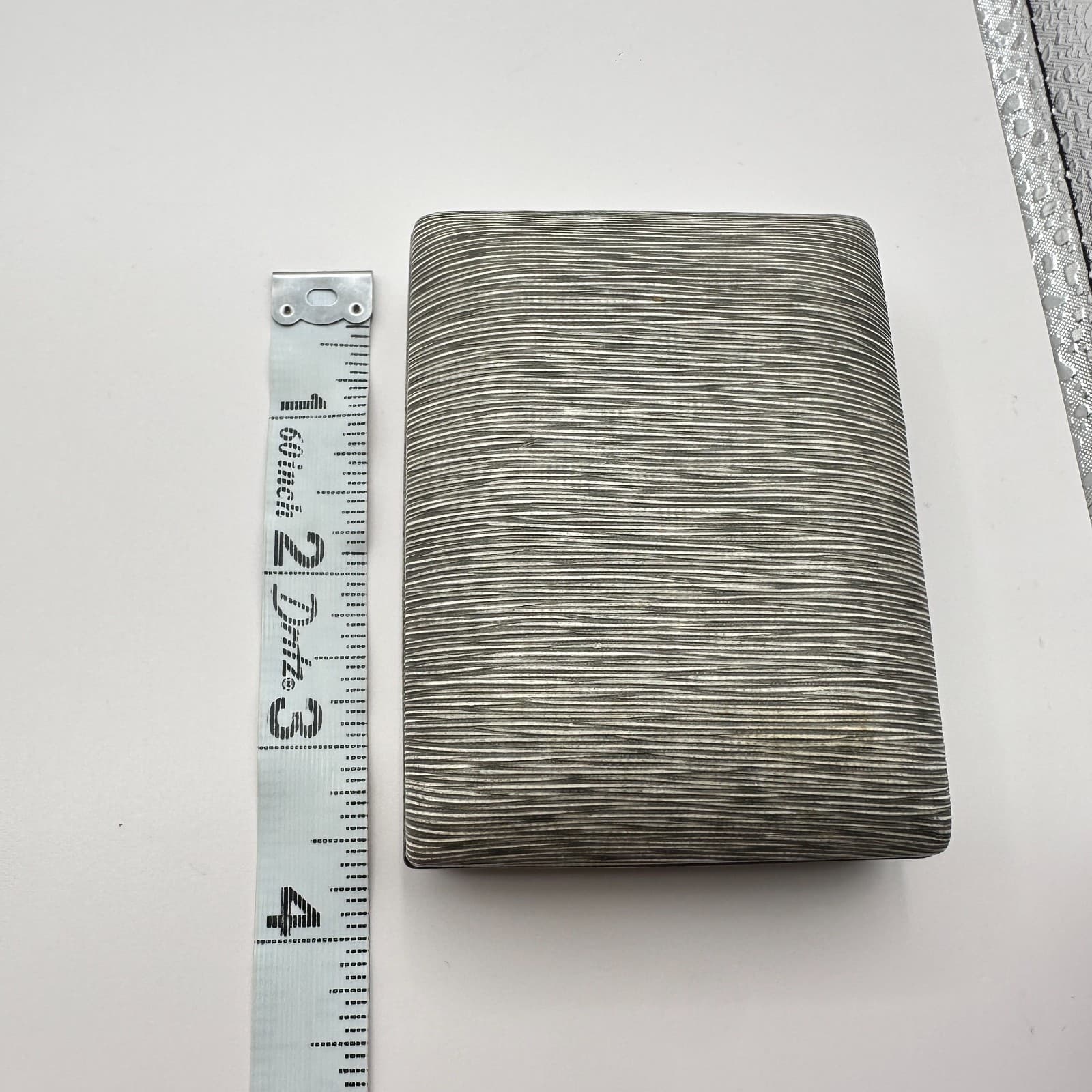 Vintage 80s Krementz Grey Textured Silk Presentation Box Gold Tone Trim Jewelry - Thumbnail 10