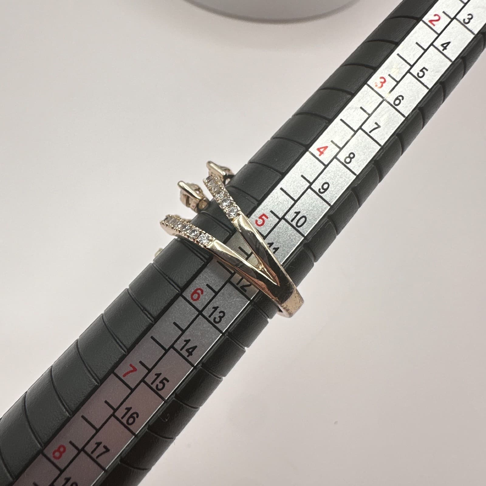 VTG 90s Gold Tone Clear Rhinestone Bypass Spiral Ring Statement Women's Jewelry - Thumbnail 6