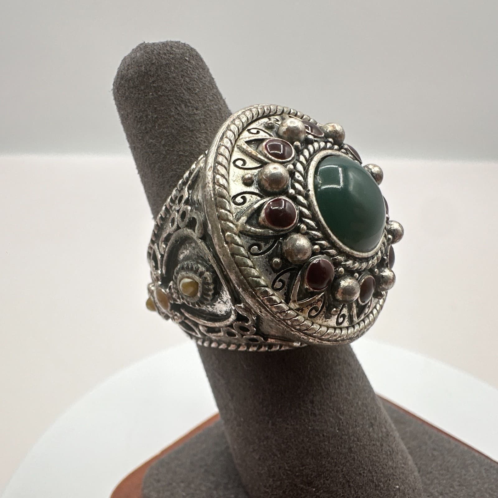 Vintage Y2K Lucky You Silver Tone Engraved Glass Stone Ring Statement Jewelry - Thumbnail 2