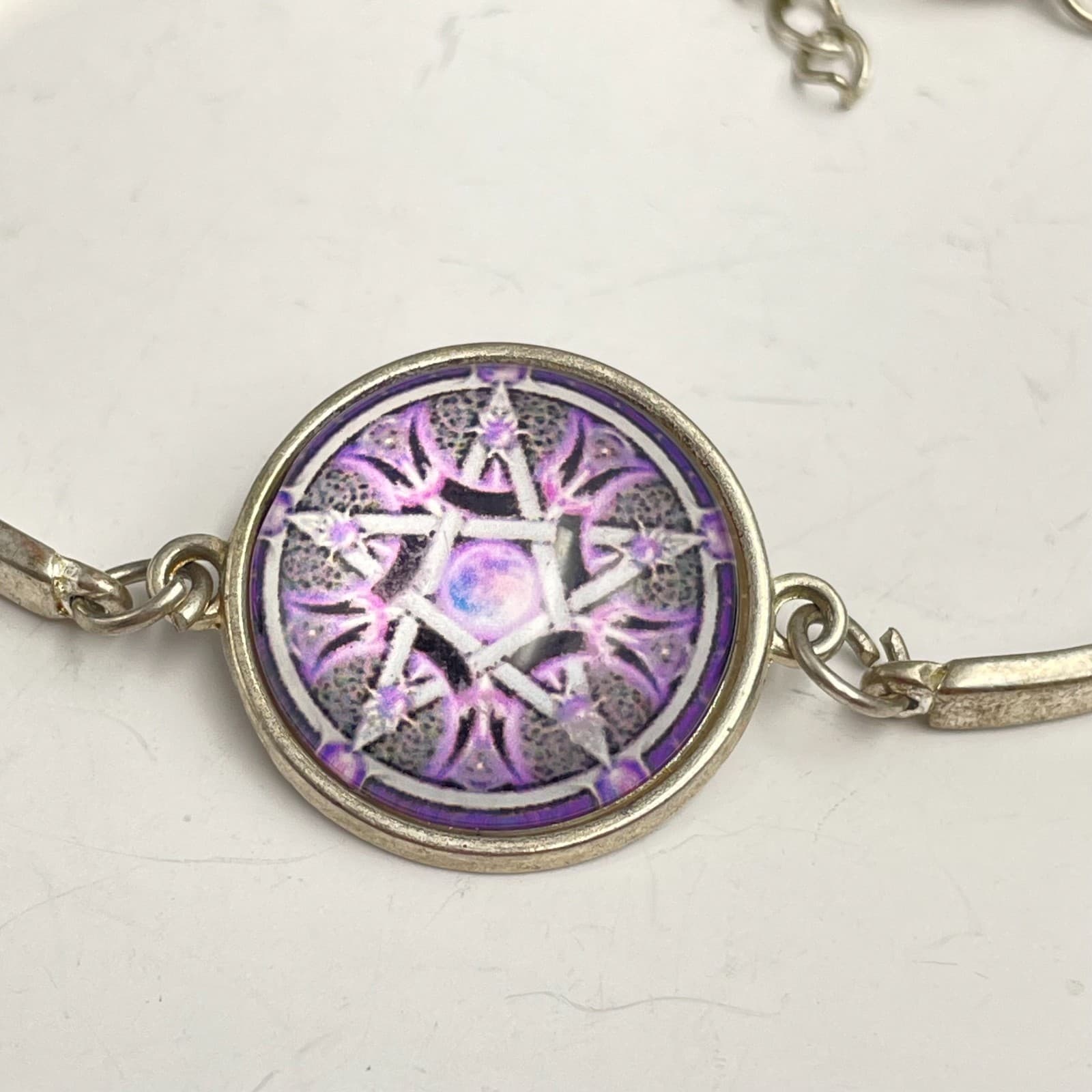 Vintage 90s Pentagram Star Bracelet Purple Glass Silver Tone Bangle Mystical - Thumbnail 2