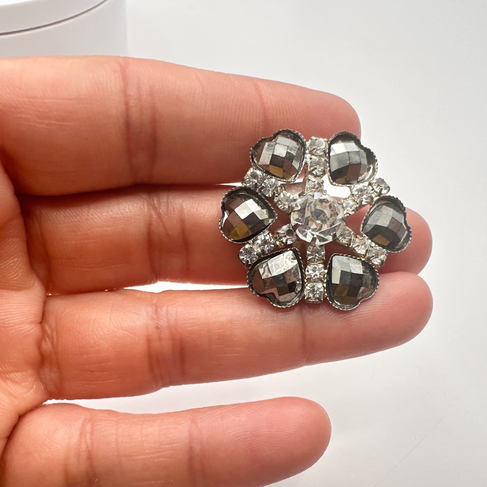 Vintage Y2K Silver Tone Clear Rhinestone Heart Floral Ring Statement Jewelry - Thumbnail 7