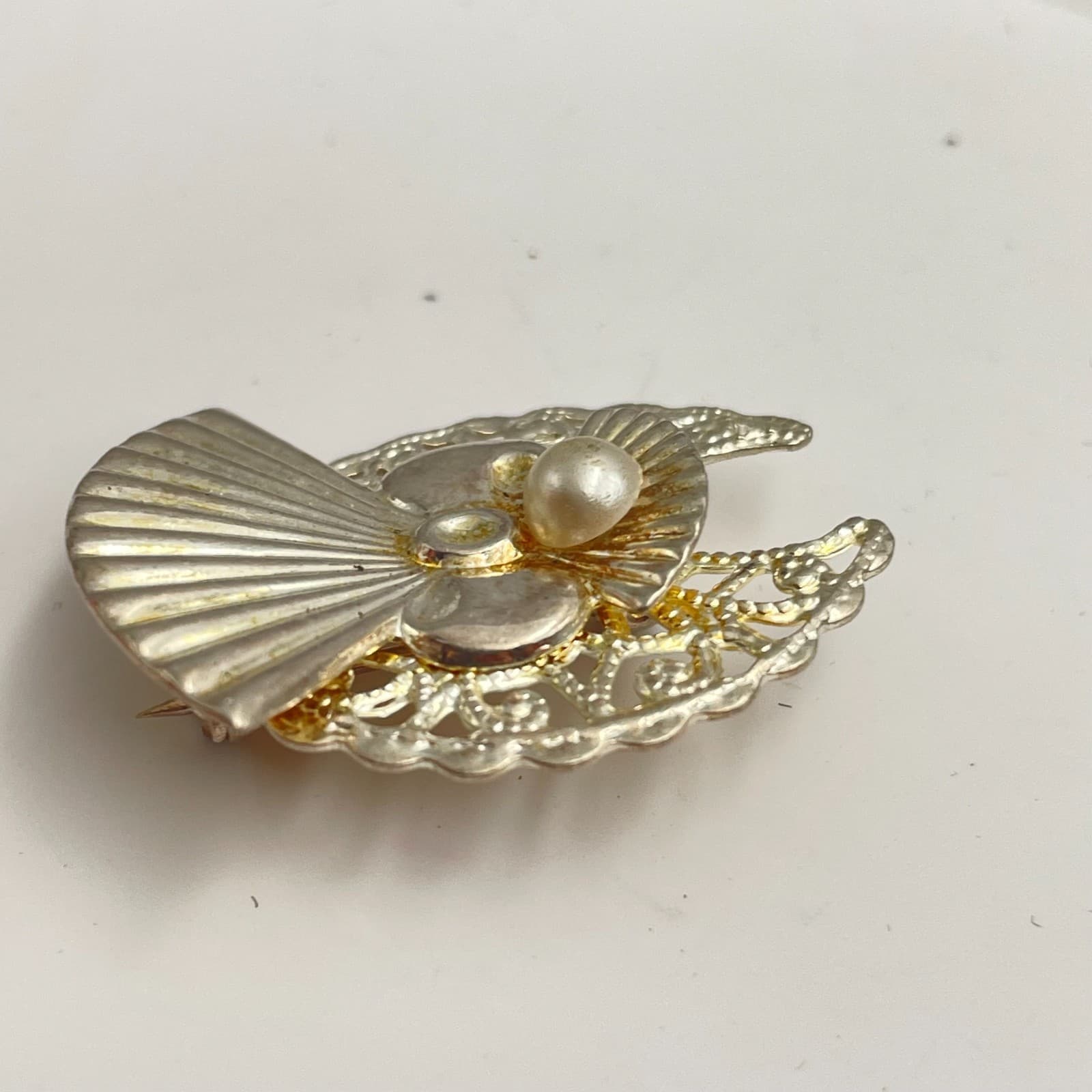 Vintage 90s AOL Silver Tone Faux Pearl Filigree Wings Angel Brooch Pin Jewelry - Thumbnail 3