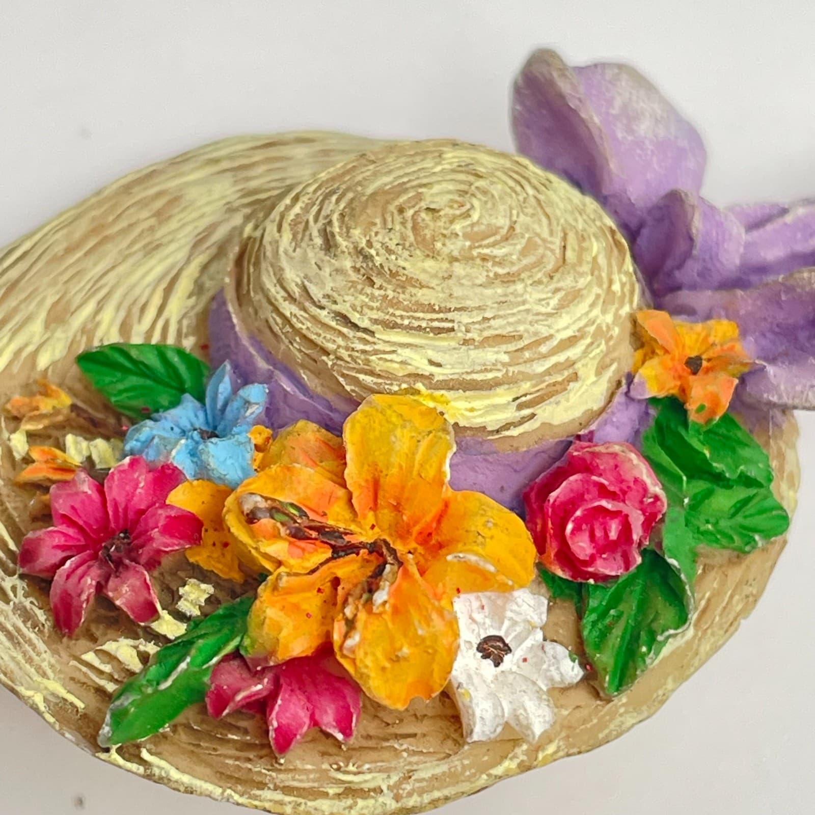 Vintage 90s Garden Floral Straw Hat Lapel Pin Purple Ribbon Women's Jewelry - Thumbnail 4